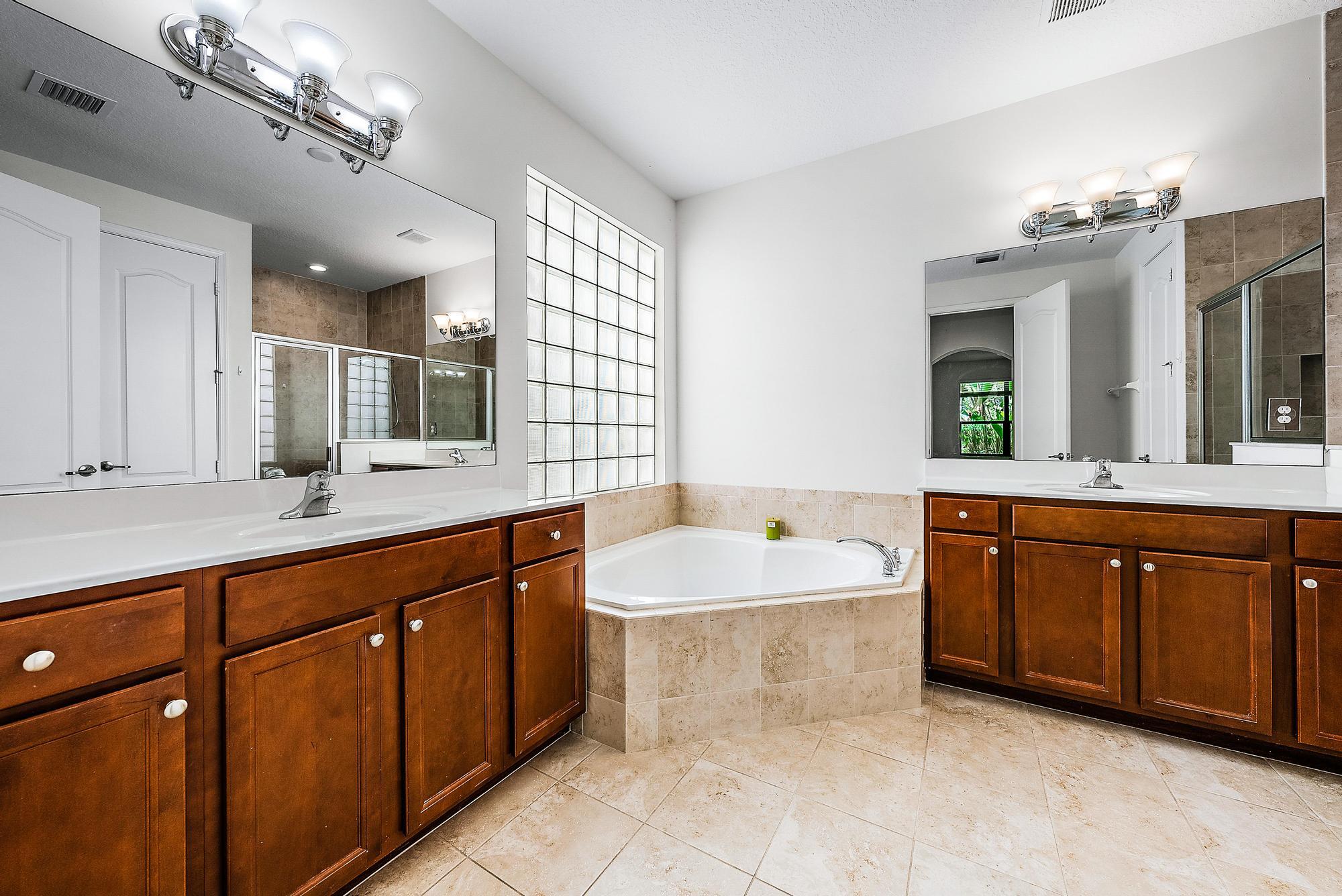 8839 Willow Cove Lane