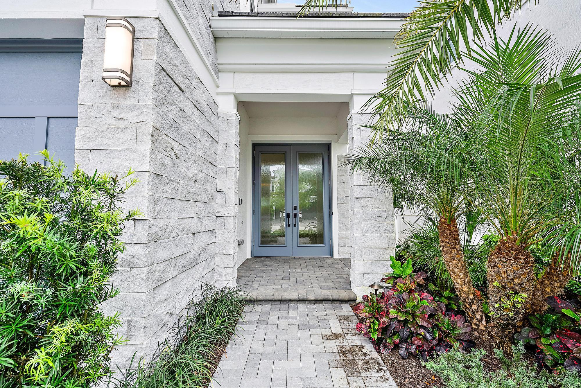 13634 Artisan Circle