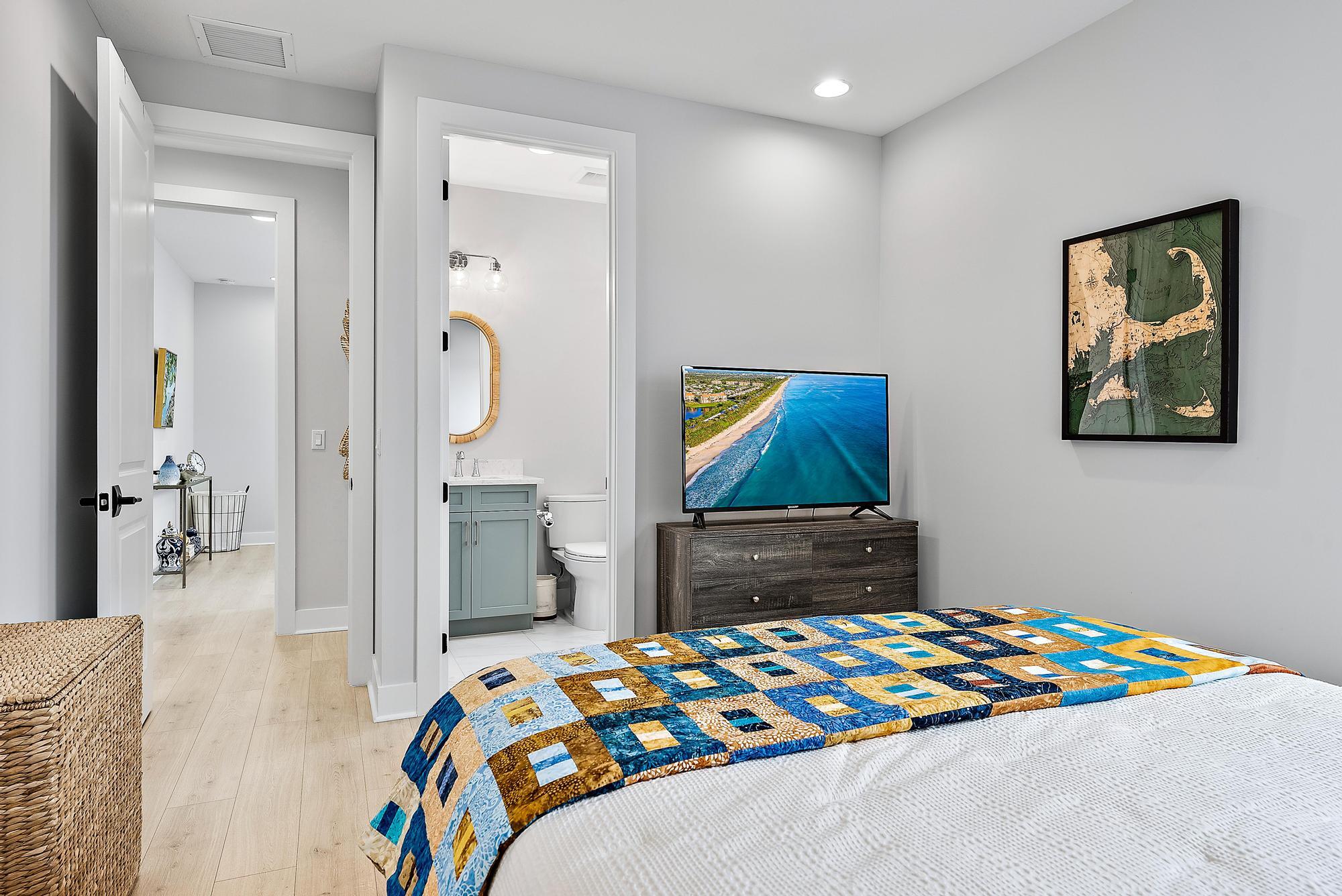 13634 Artisan Circle