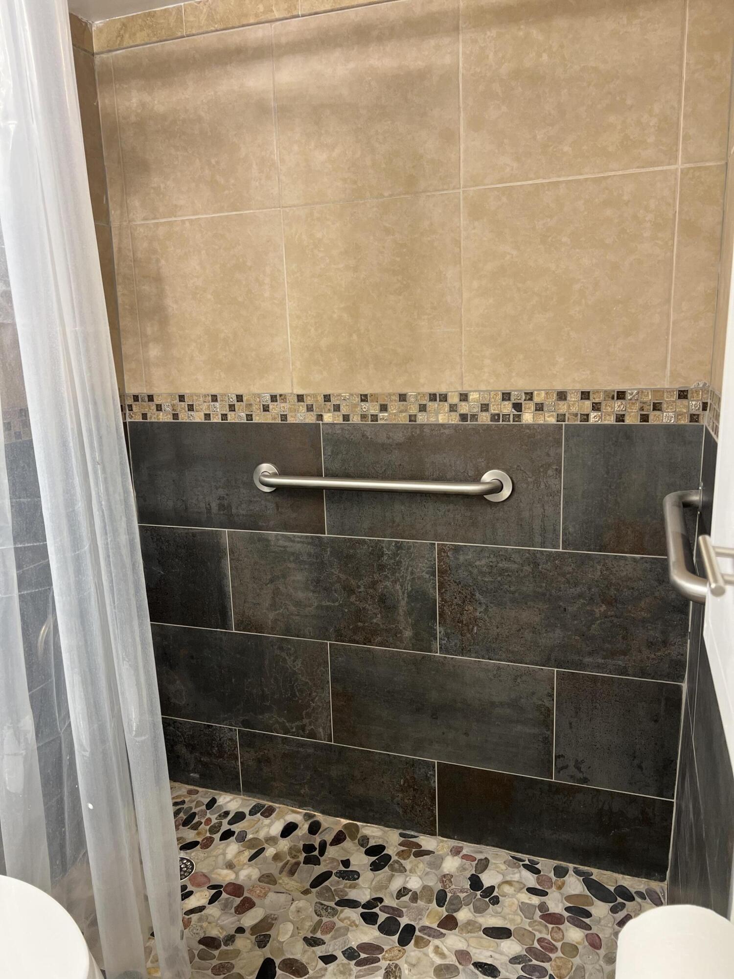 101 E Mcnab Road 405
