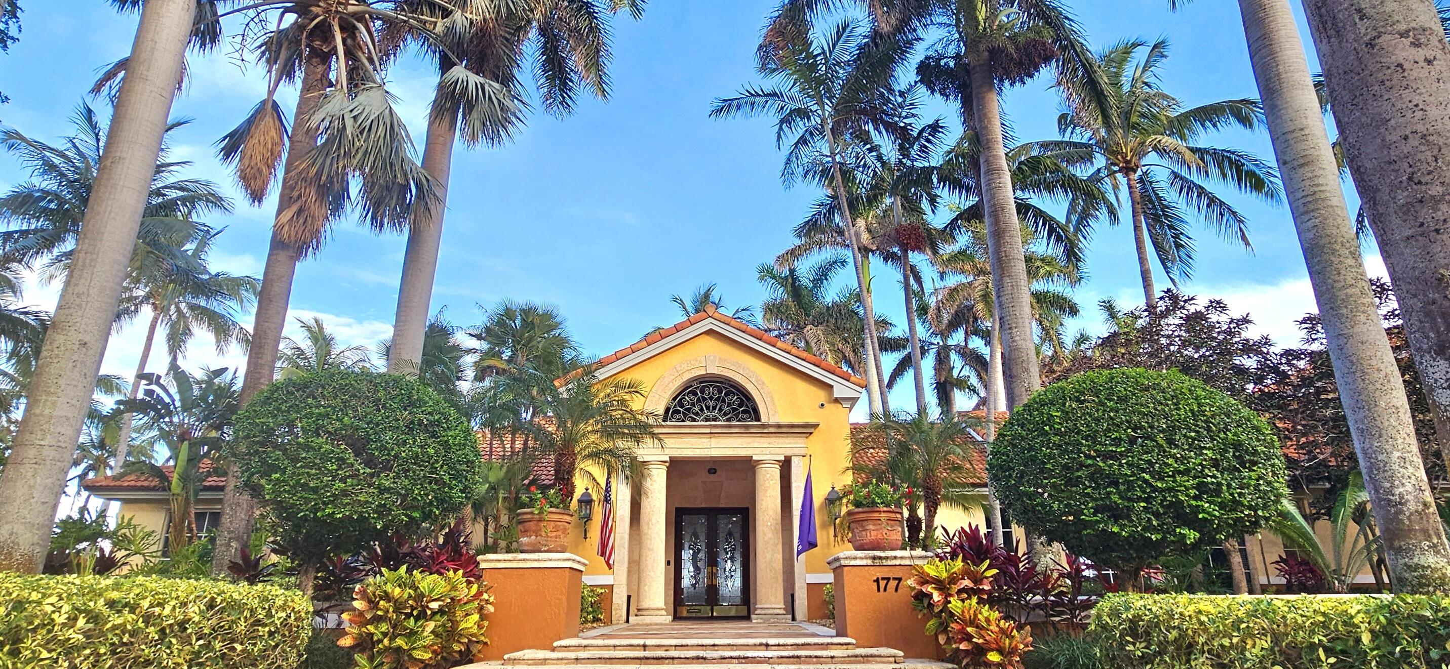 131 Yacht Club Way 207, Hypoluxo Unit: 207