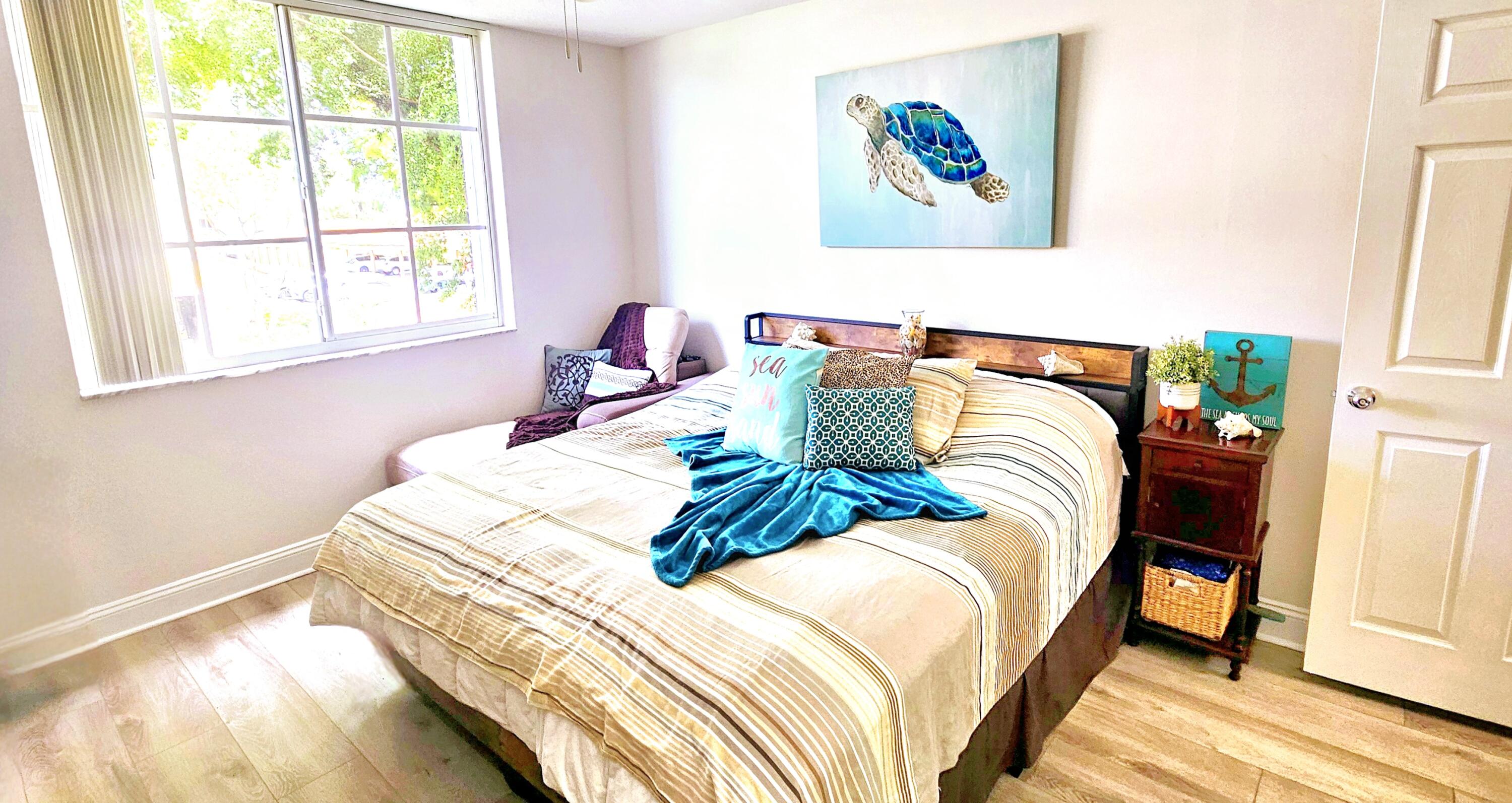 131 Yacht Club Way 207, Hypoluxo Unit: 207