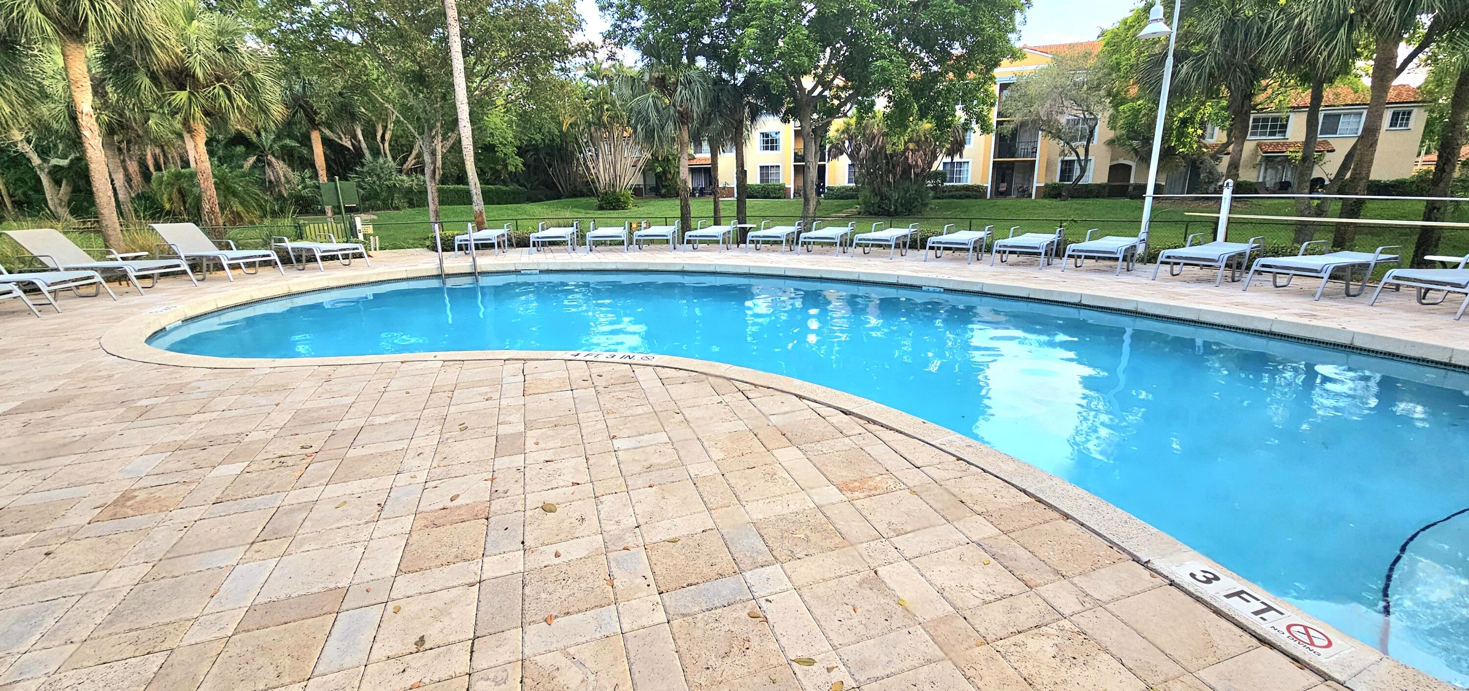 131 Yacht Club Way 207, Hypoluxo Unit: 207