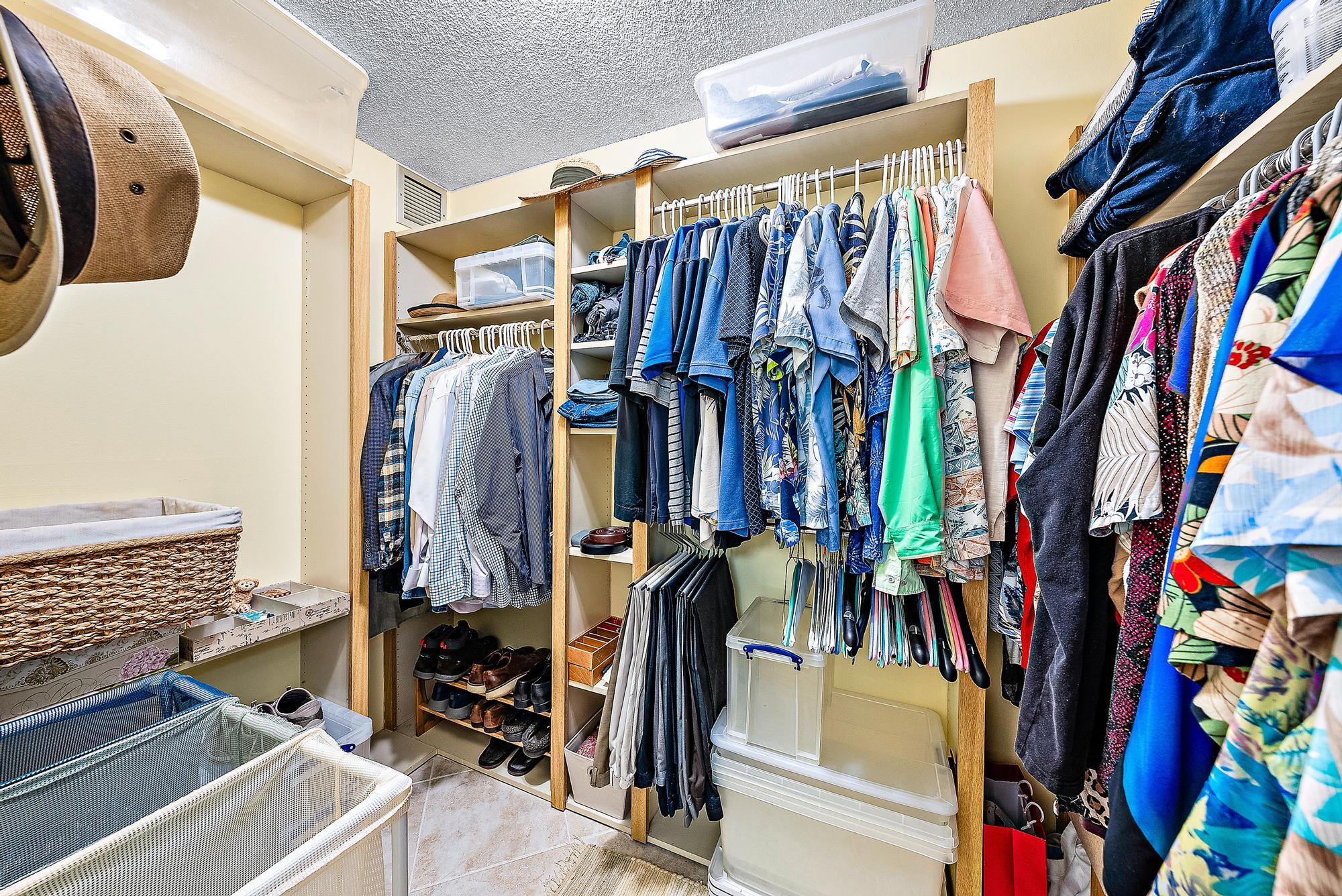 701 Seafarer Circle 101