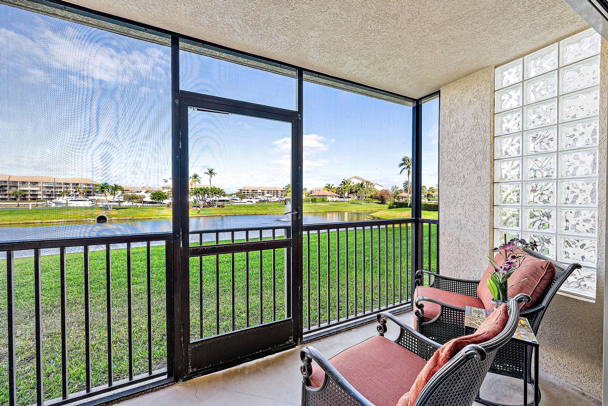 701 Seafarer Circle 101