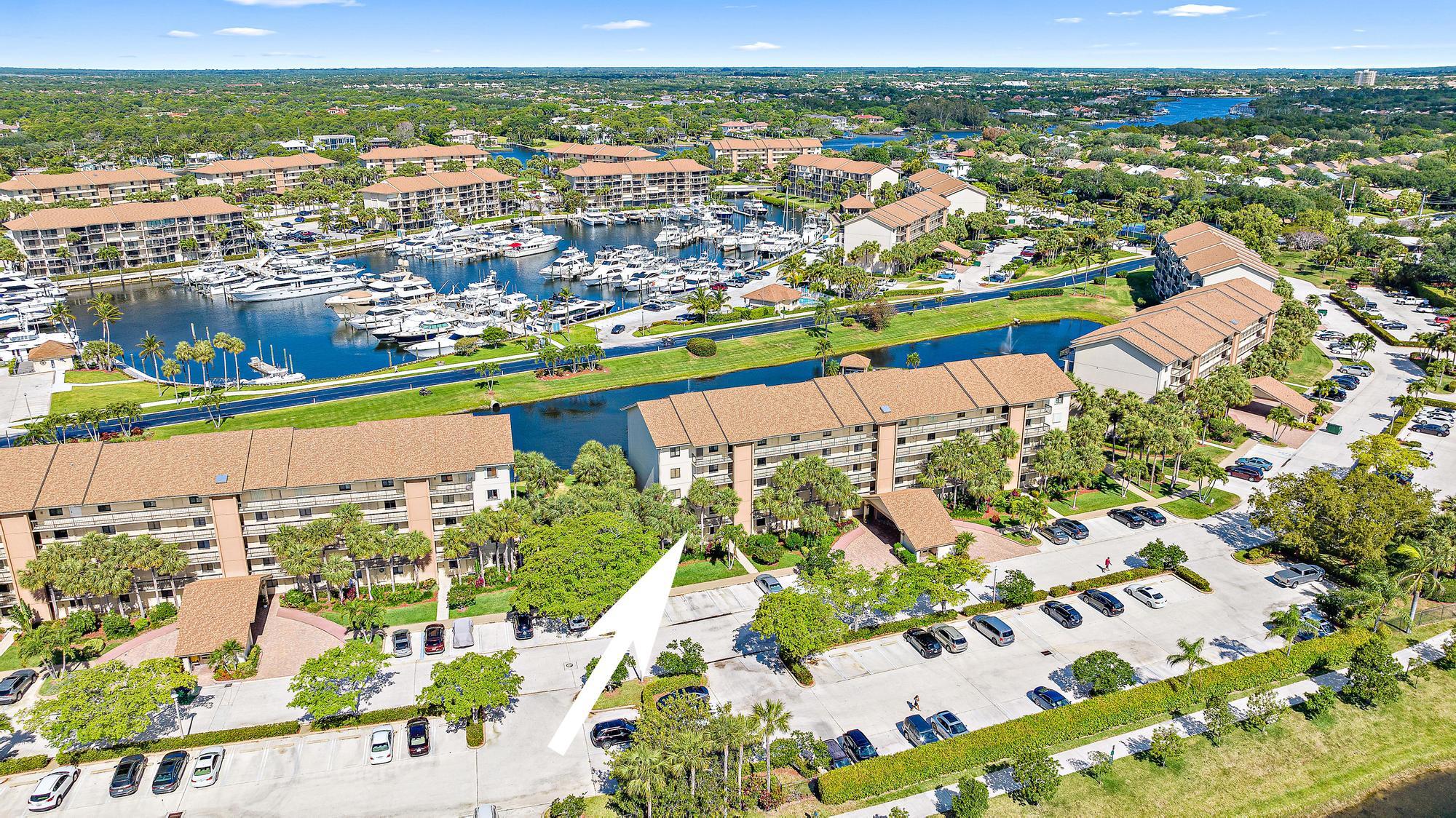 701 Seafarer Circle 101