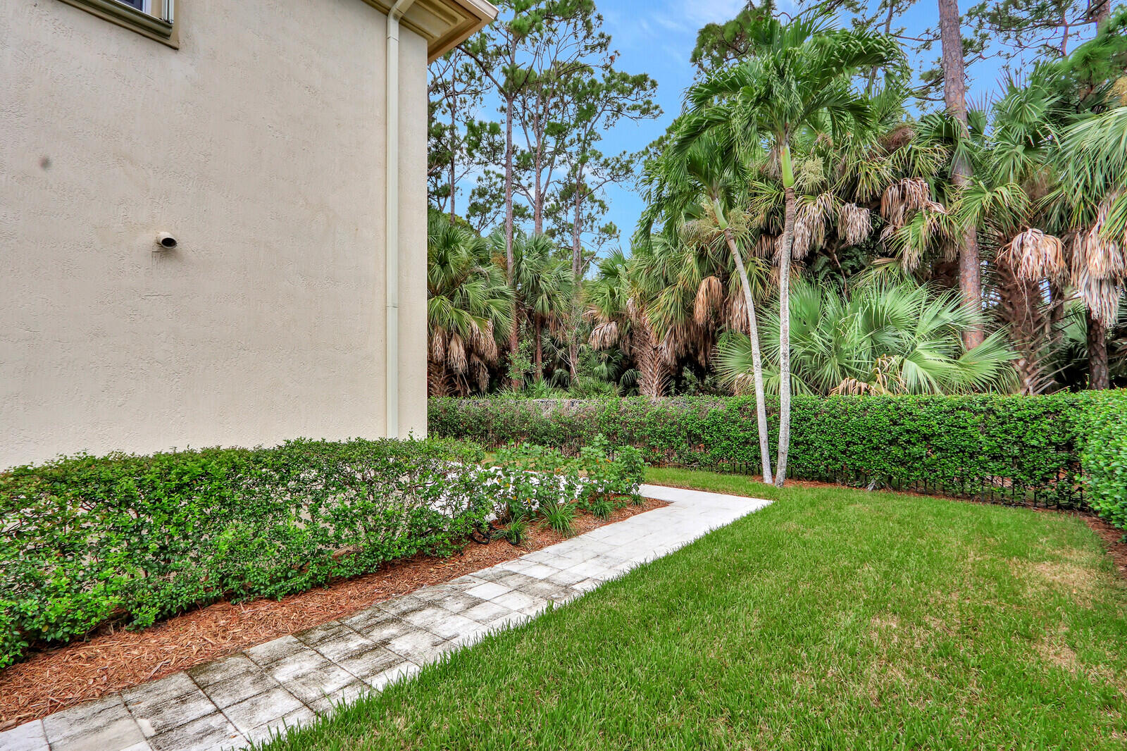 515 Tomahawk Court