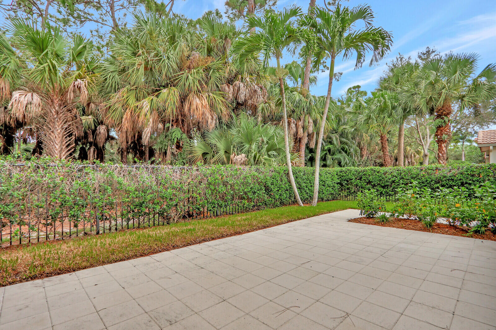 515 Tomahawk Court