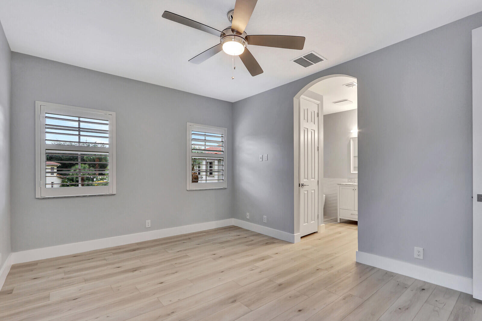 515 Tomahawk Court