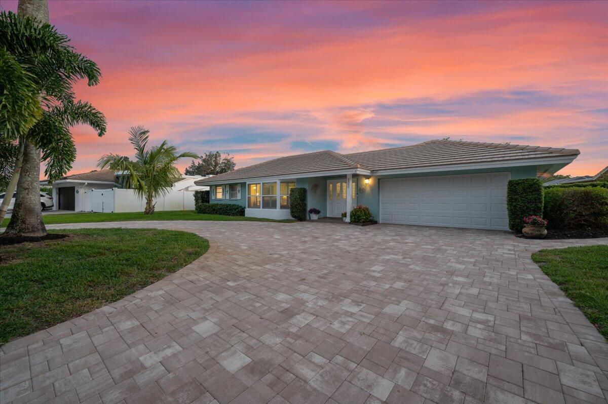 4360 Hickory Drive