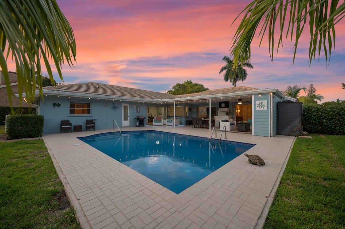 4360 Hickory Drive