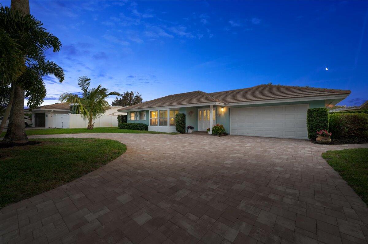 4360 Hickory Drive