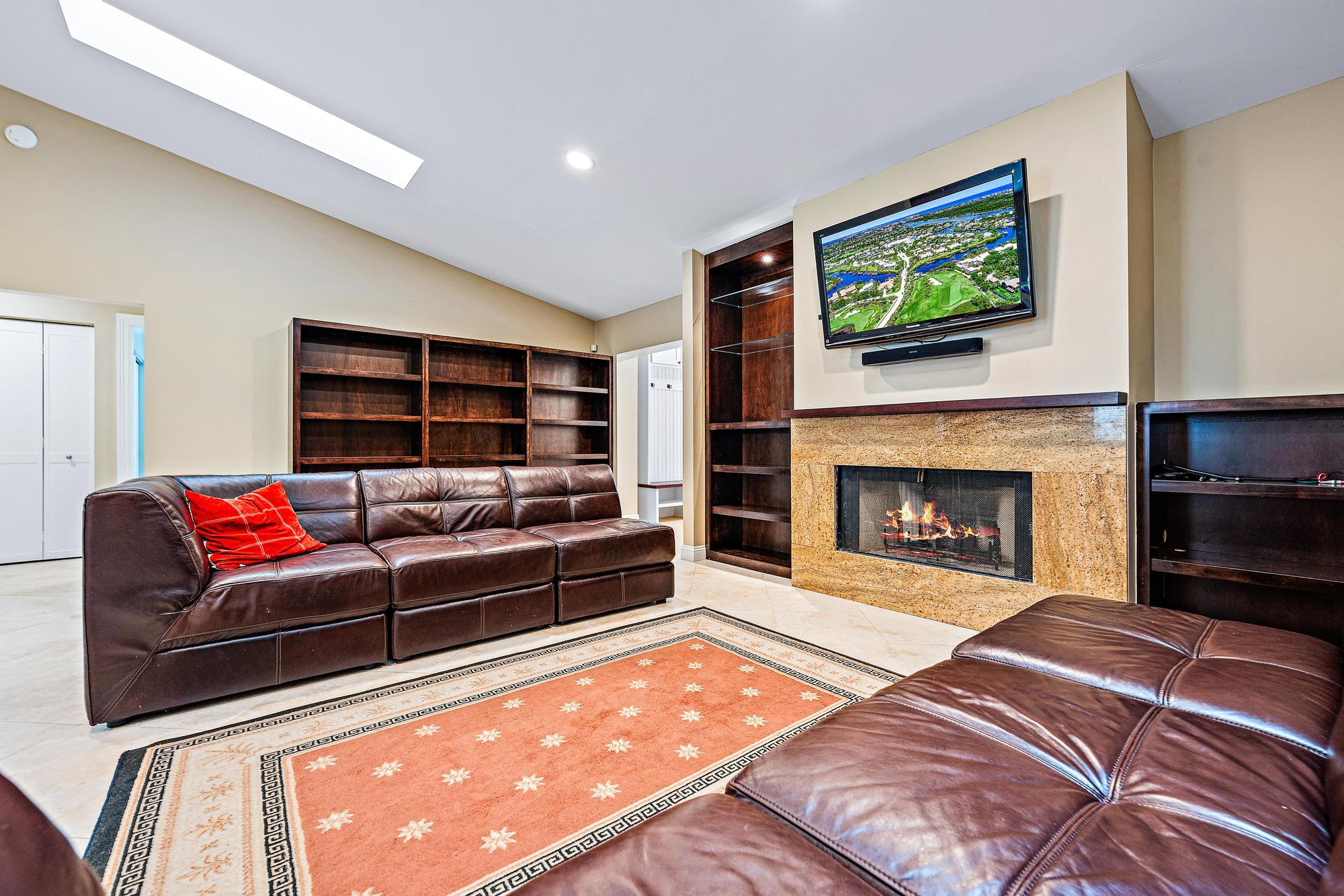 5792 Marblewood Court