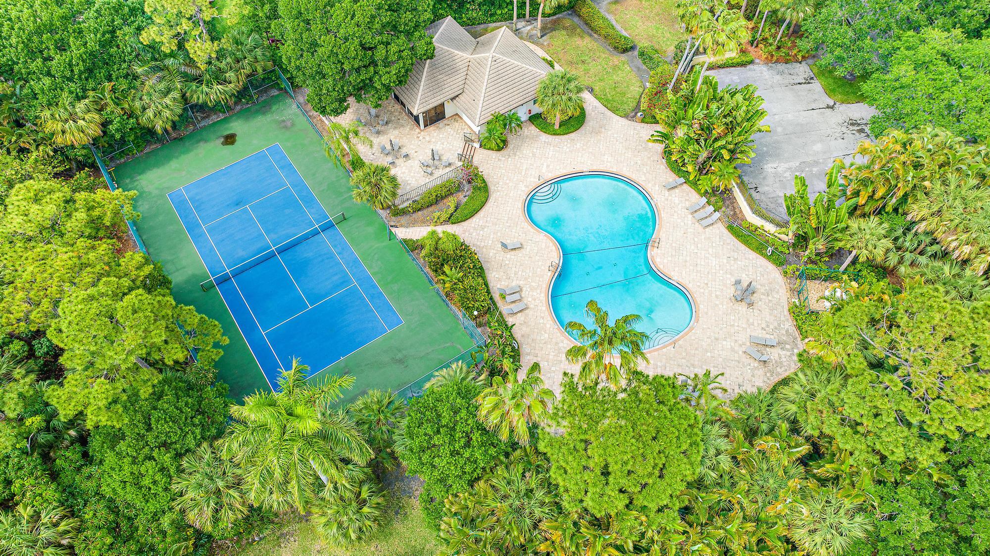 5792 Marblewood Court