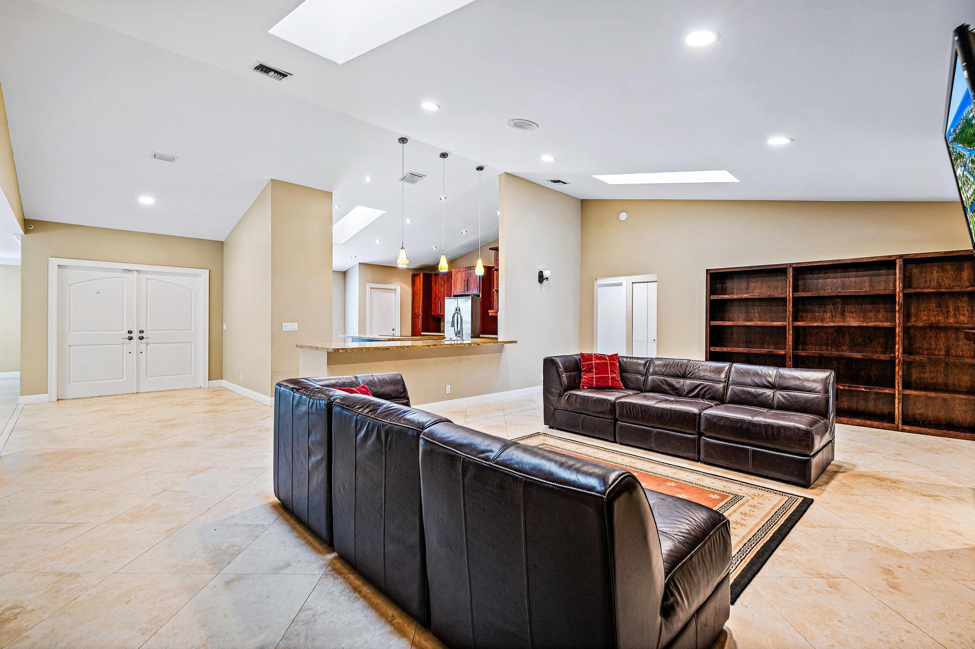 5792 Marblewood Court