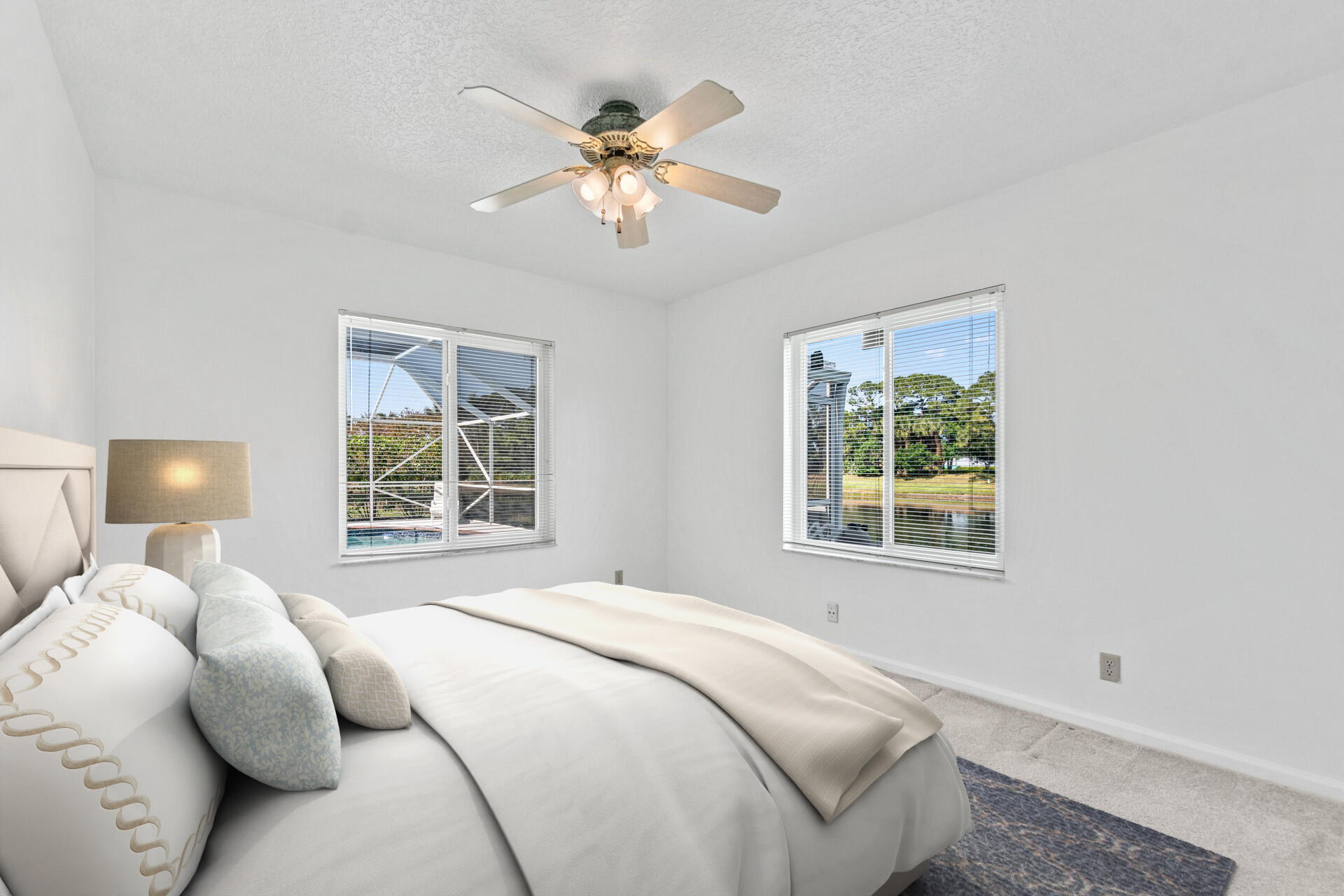 18330 Lake Bend