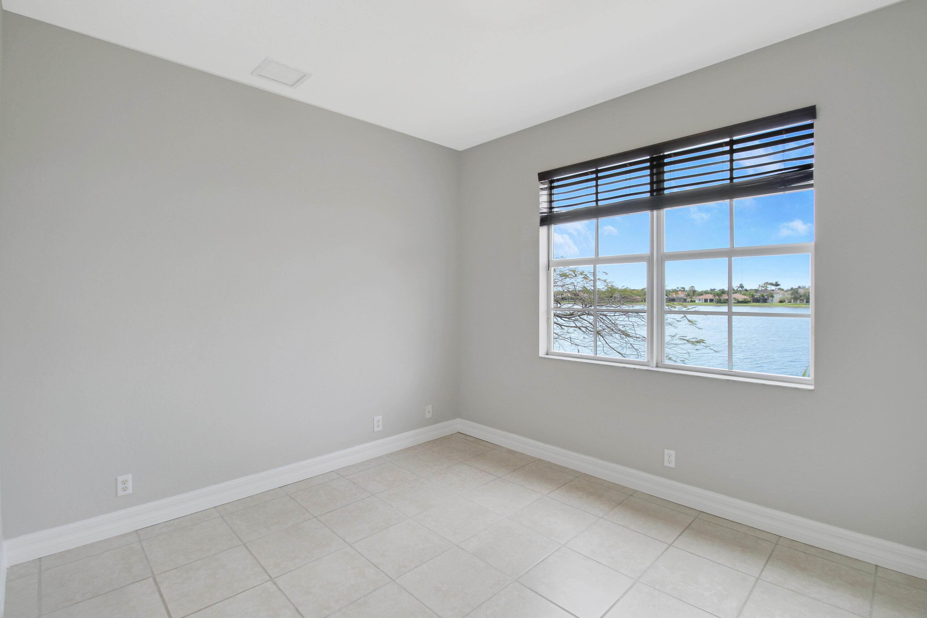 10722 Willow Oak Court