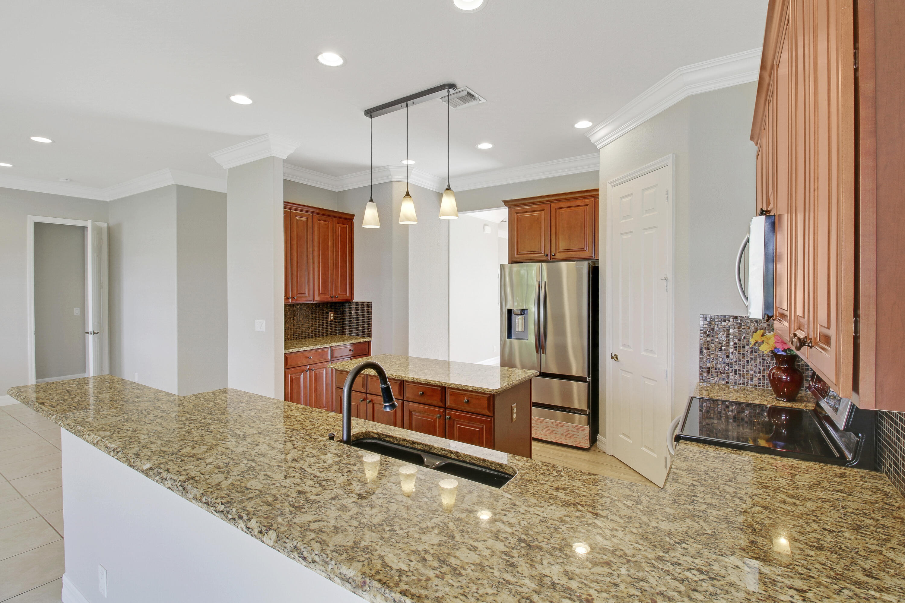 10722 Willow Oak Court