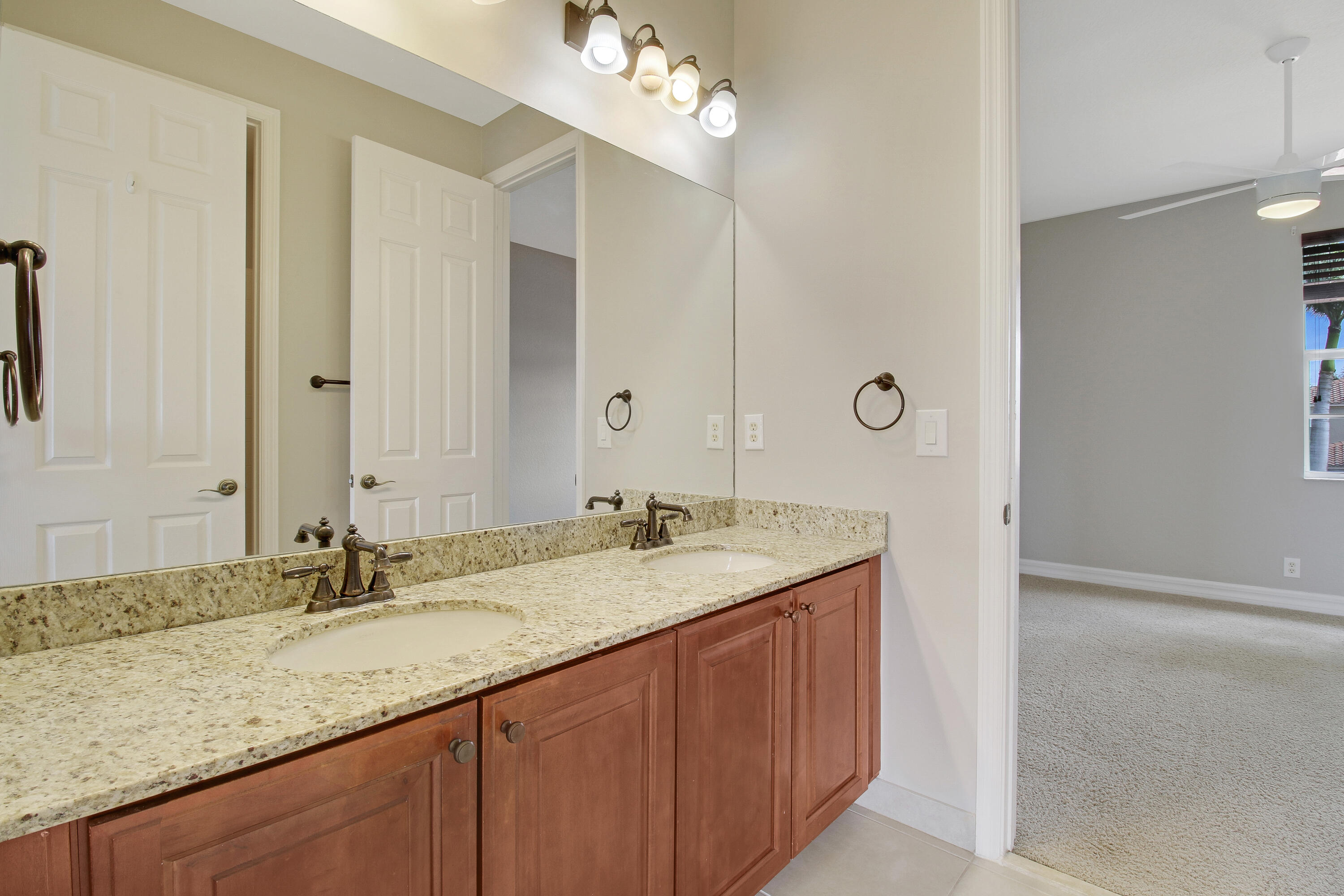 10722 Willow Oak Court