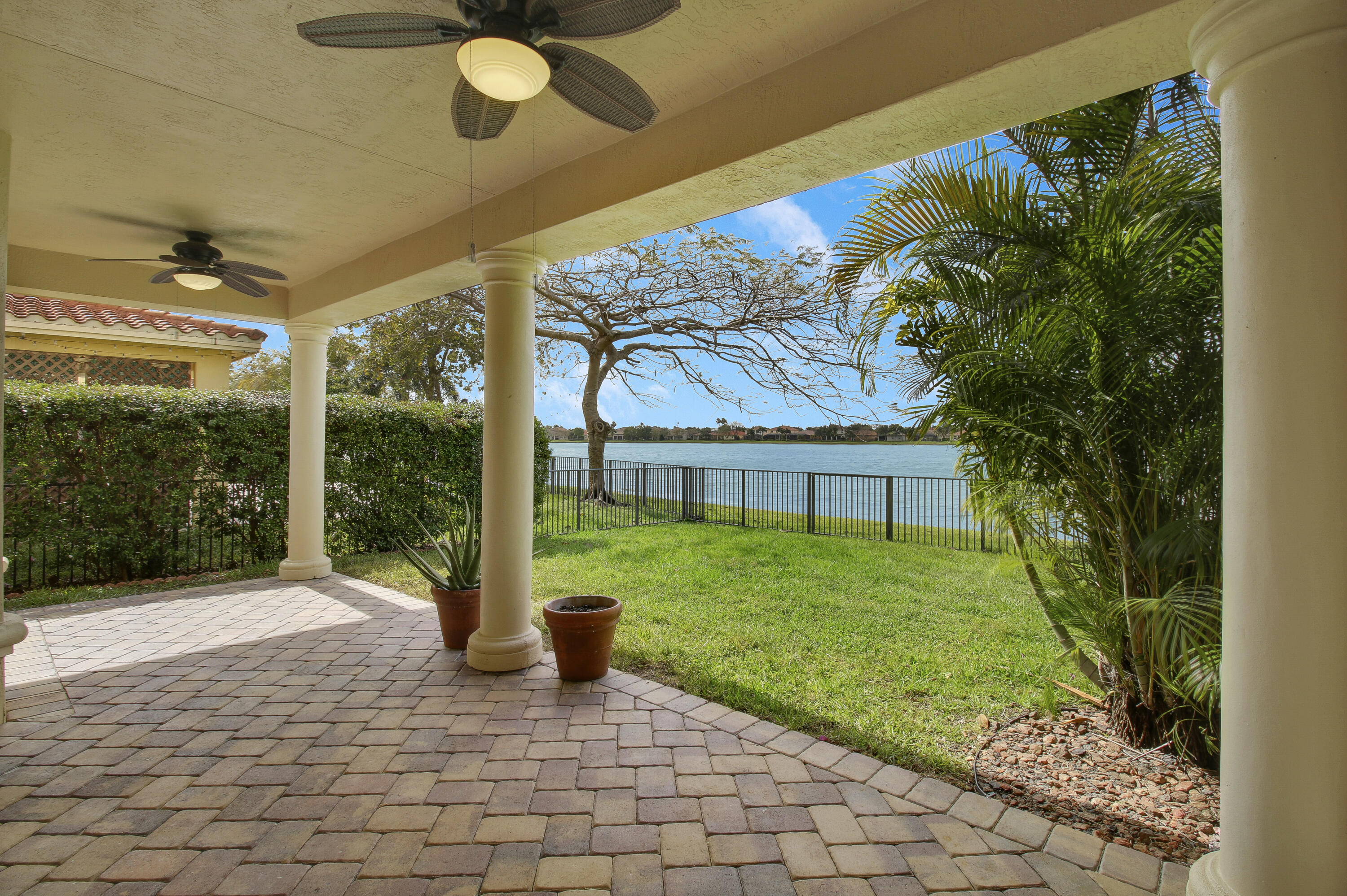 10722 Willow Oak Court