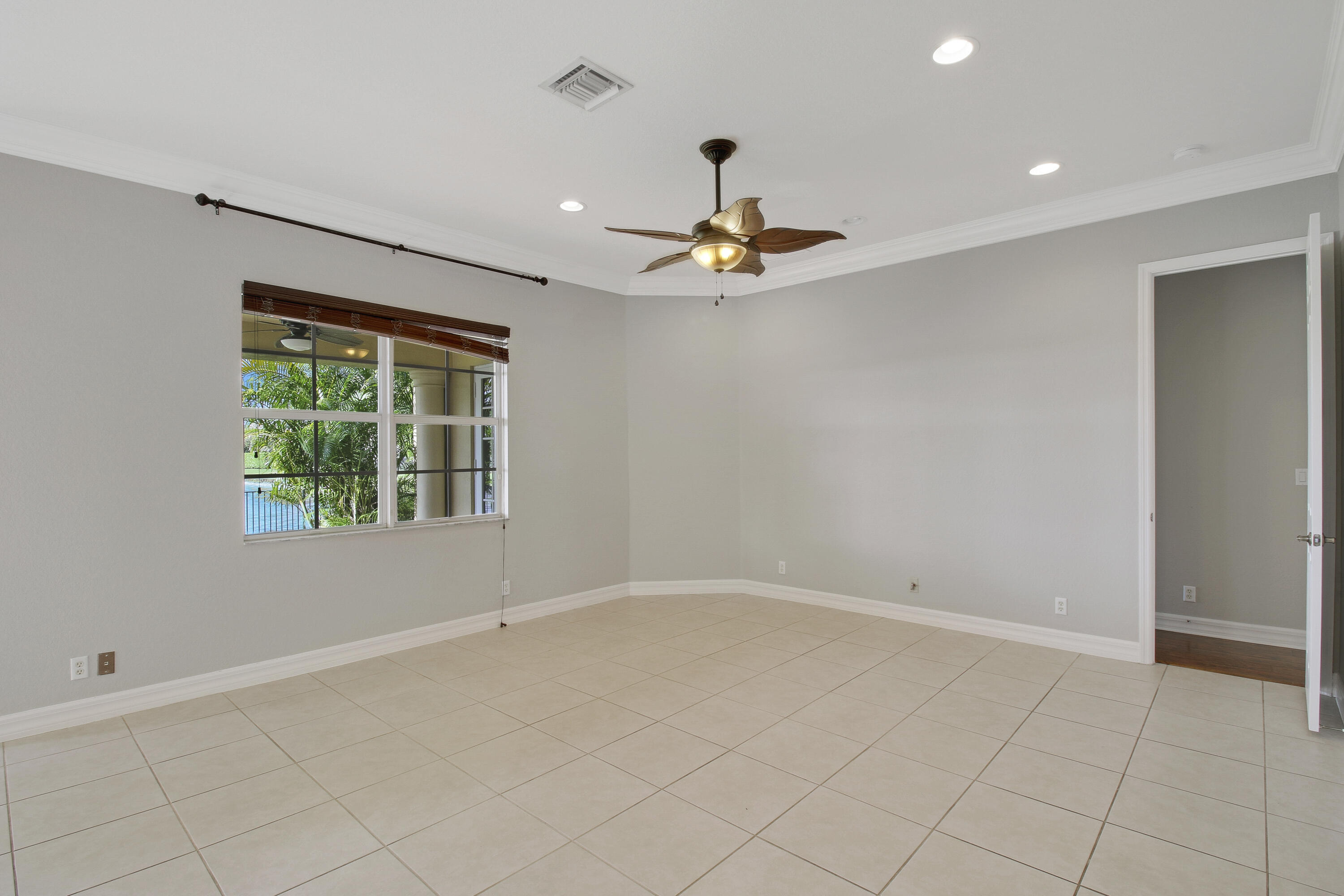 10722 Willow Oak Court