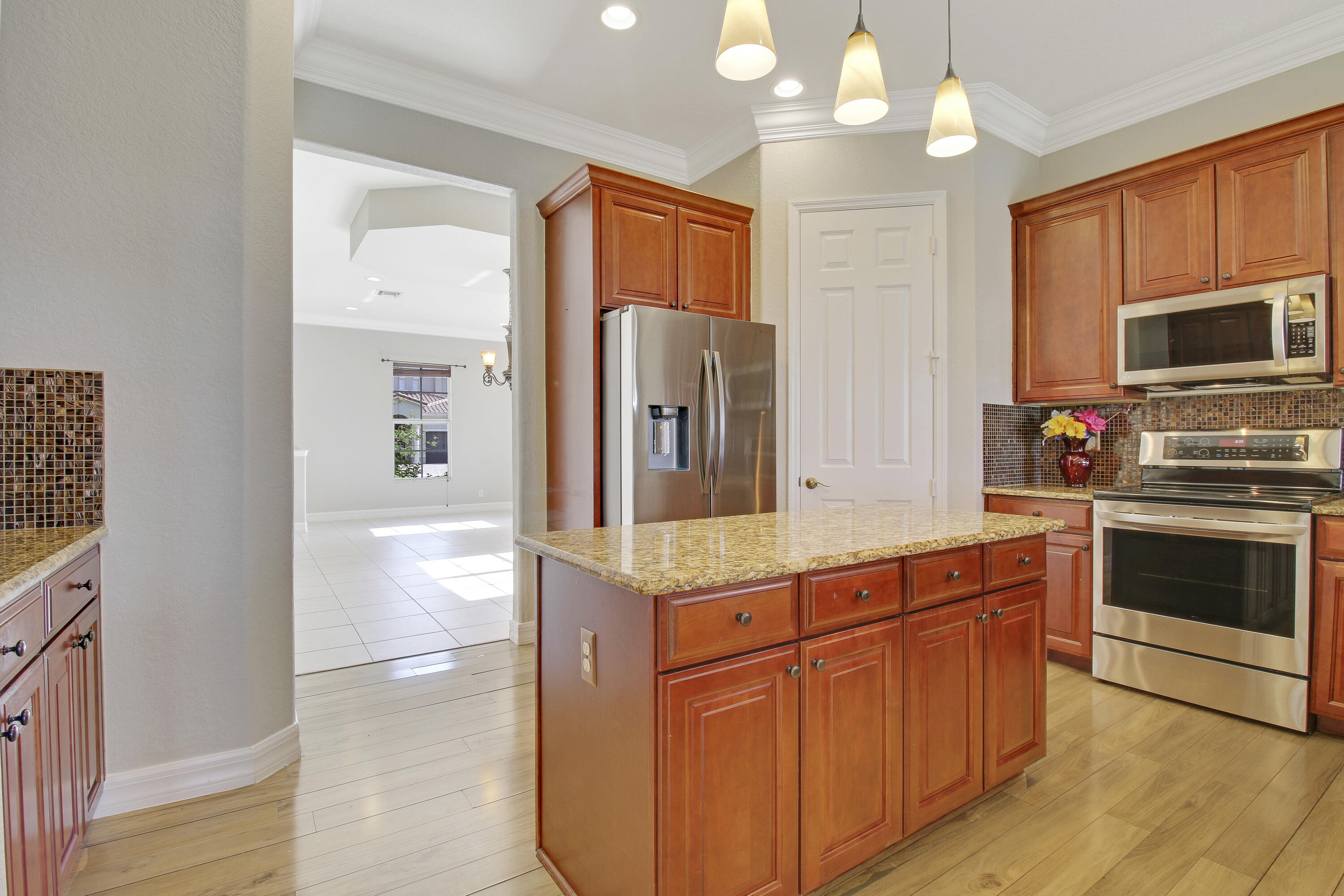 10722 Willow Oak Court