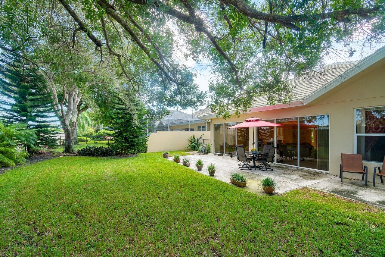 8695 Wakefield Drive, Palm Beach Gardens