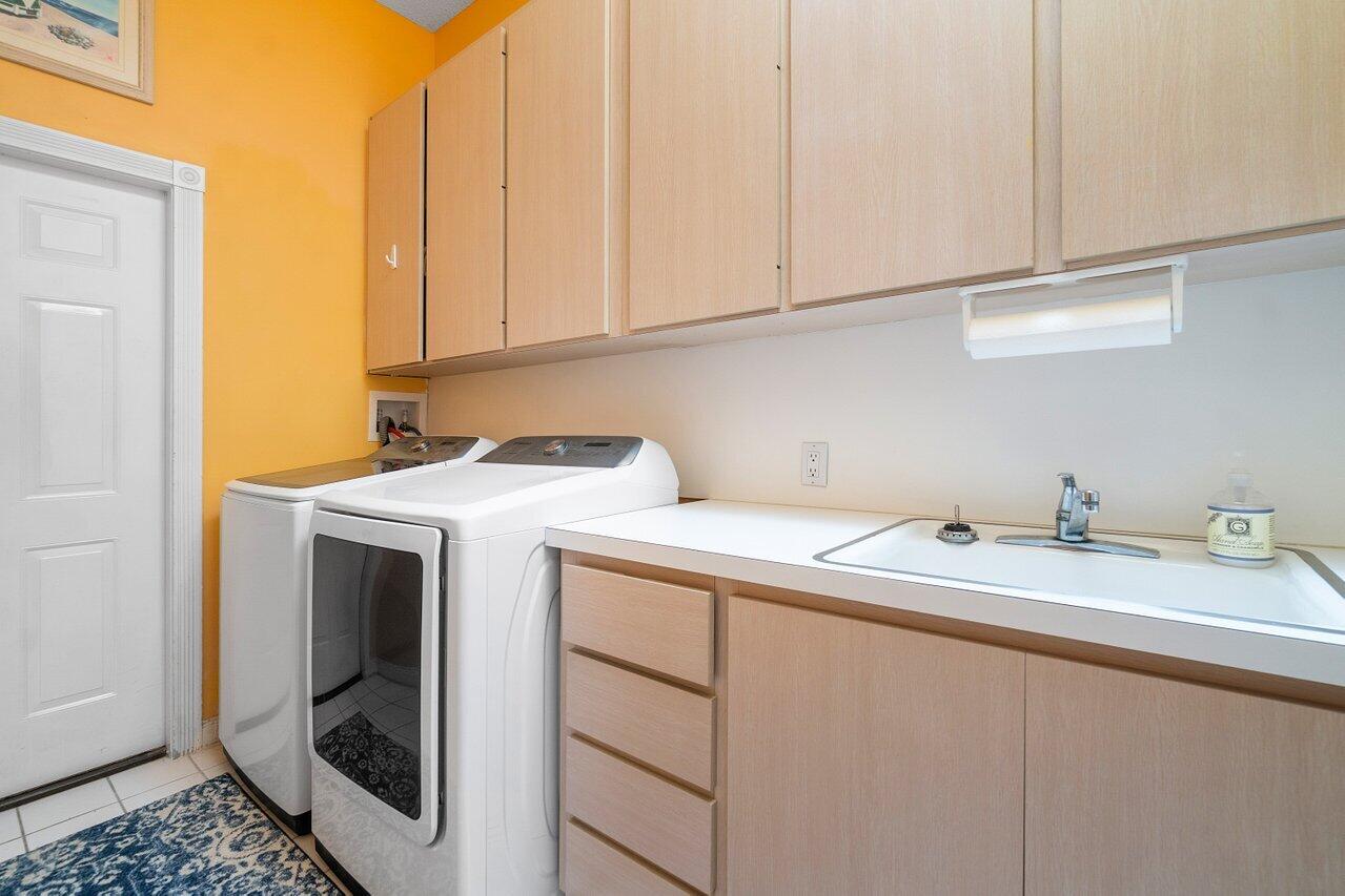 8695 Wakefield Drive, Palm Beach Gardens
