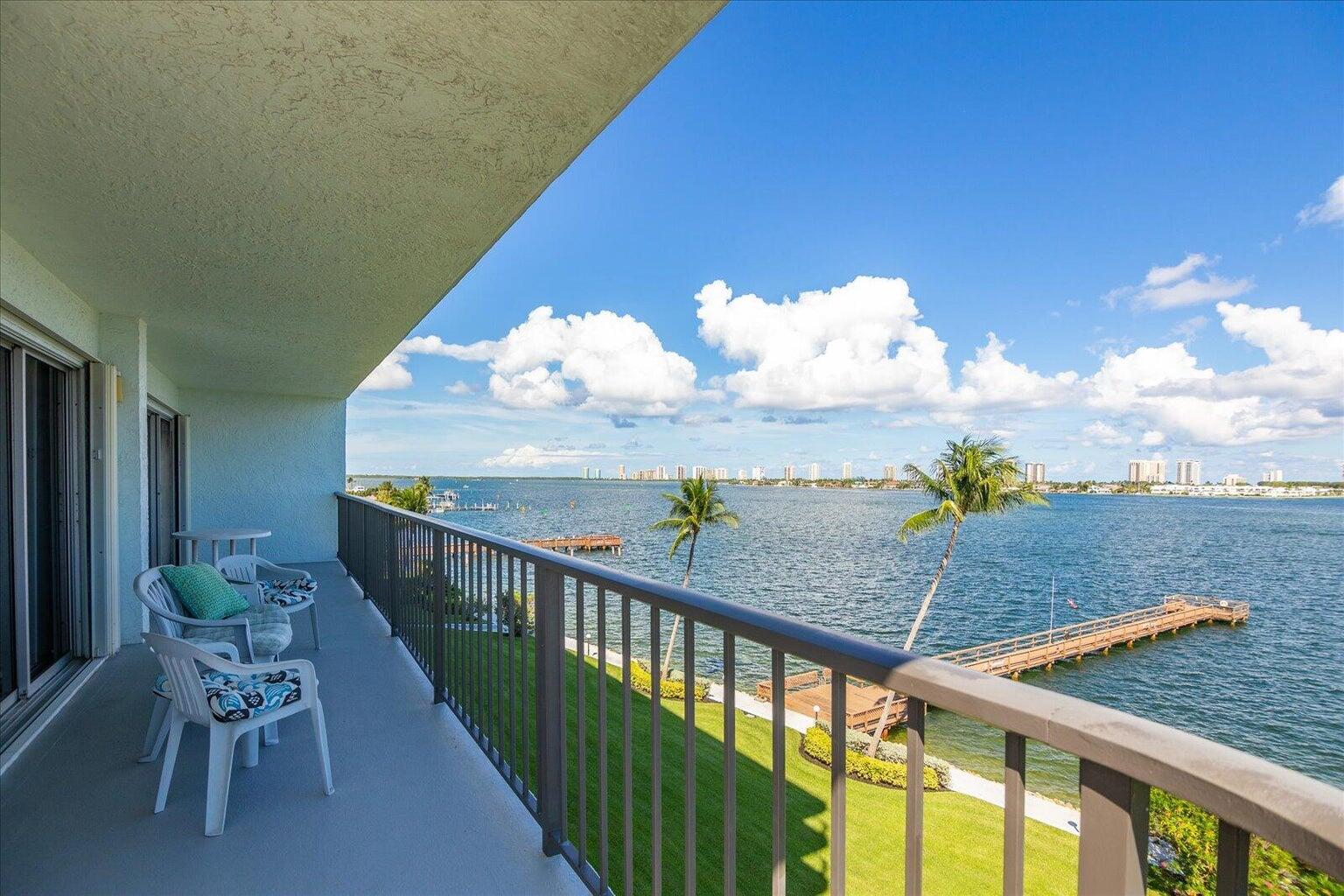 3040 Lake Shore Drive 505