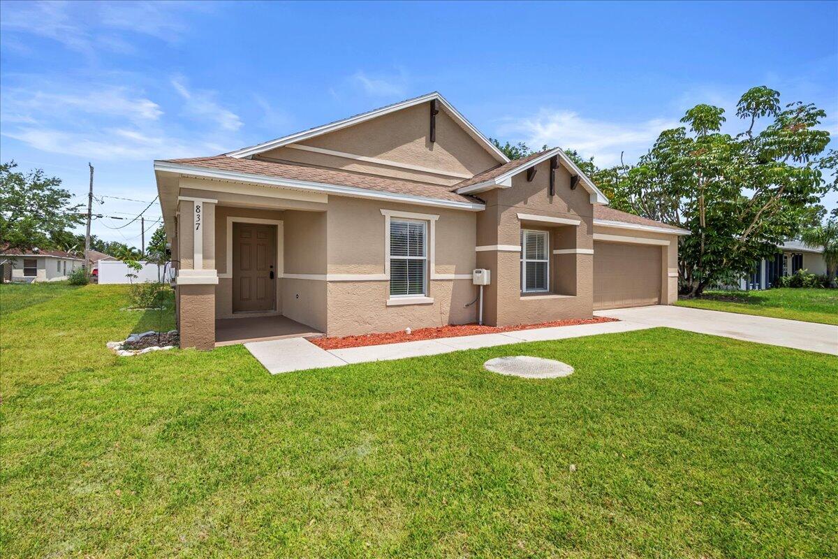 837 SW Commonwealth Road