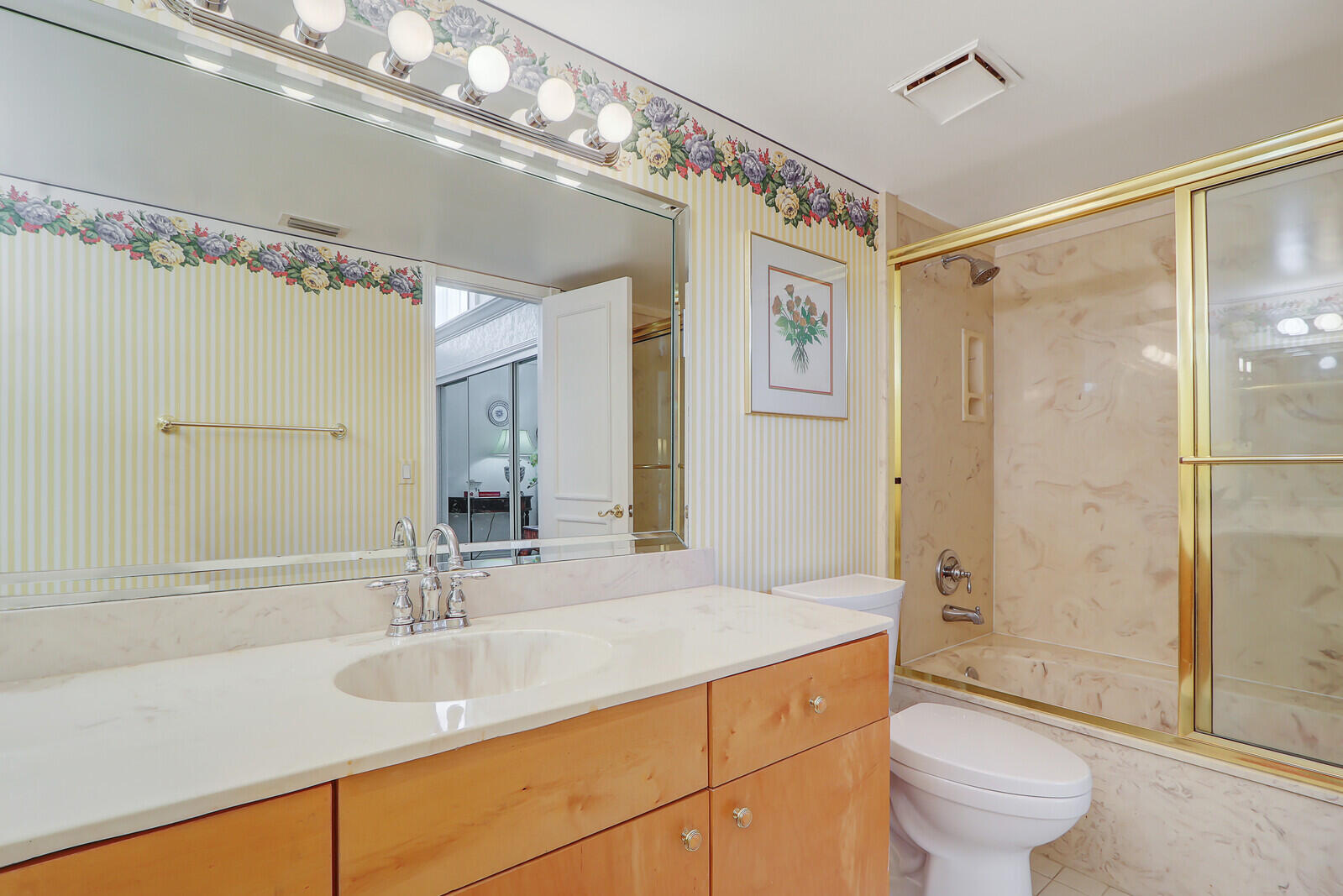 5789 Golden Eagle Circle