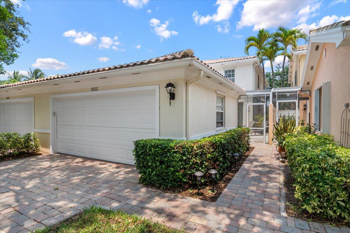 1832 Jeaga Drive