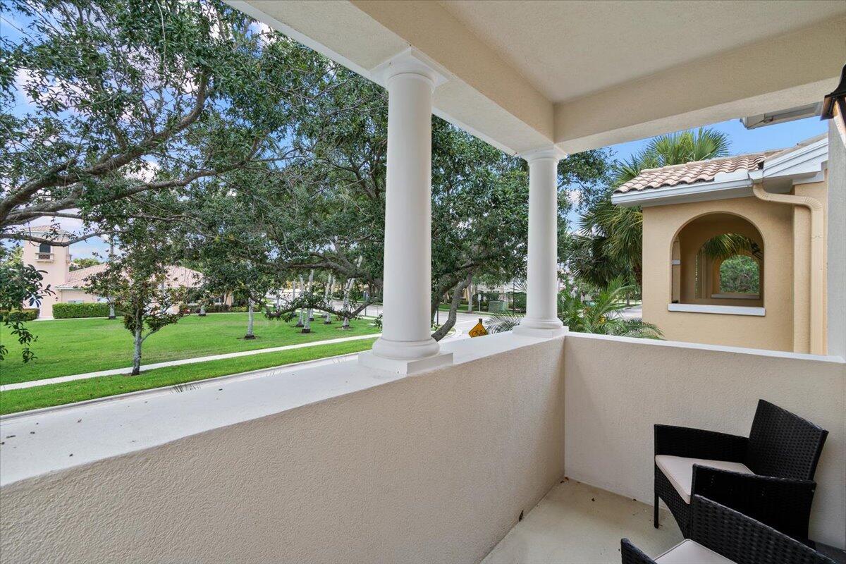 1832 Jeaga Drive