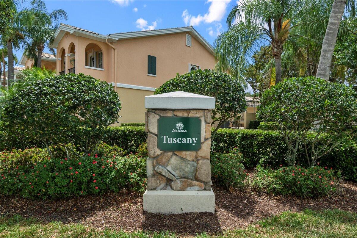 1832 Jeaga Drive
