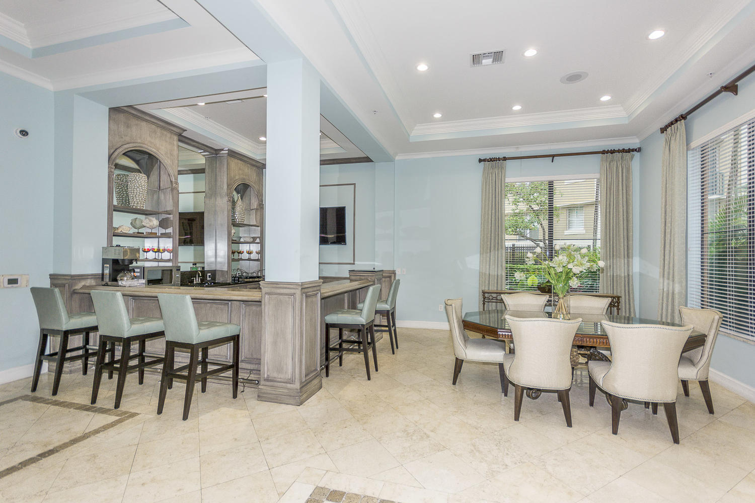 630 S Sapodilla Avenue 117