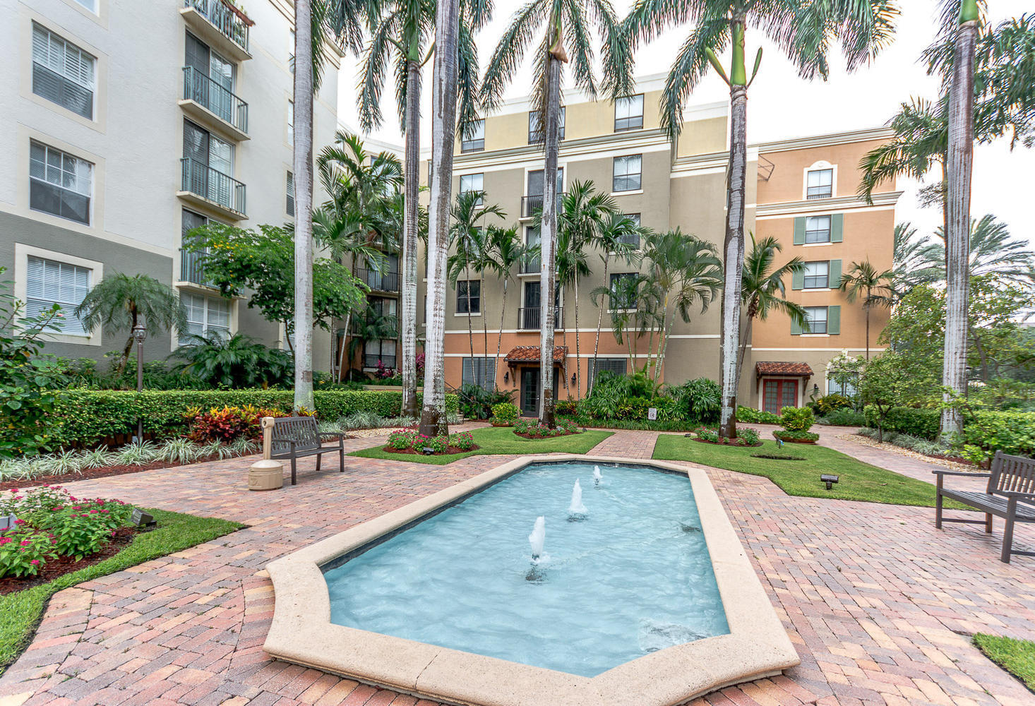 630 S Sapodilla Avenue 117
