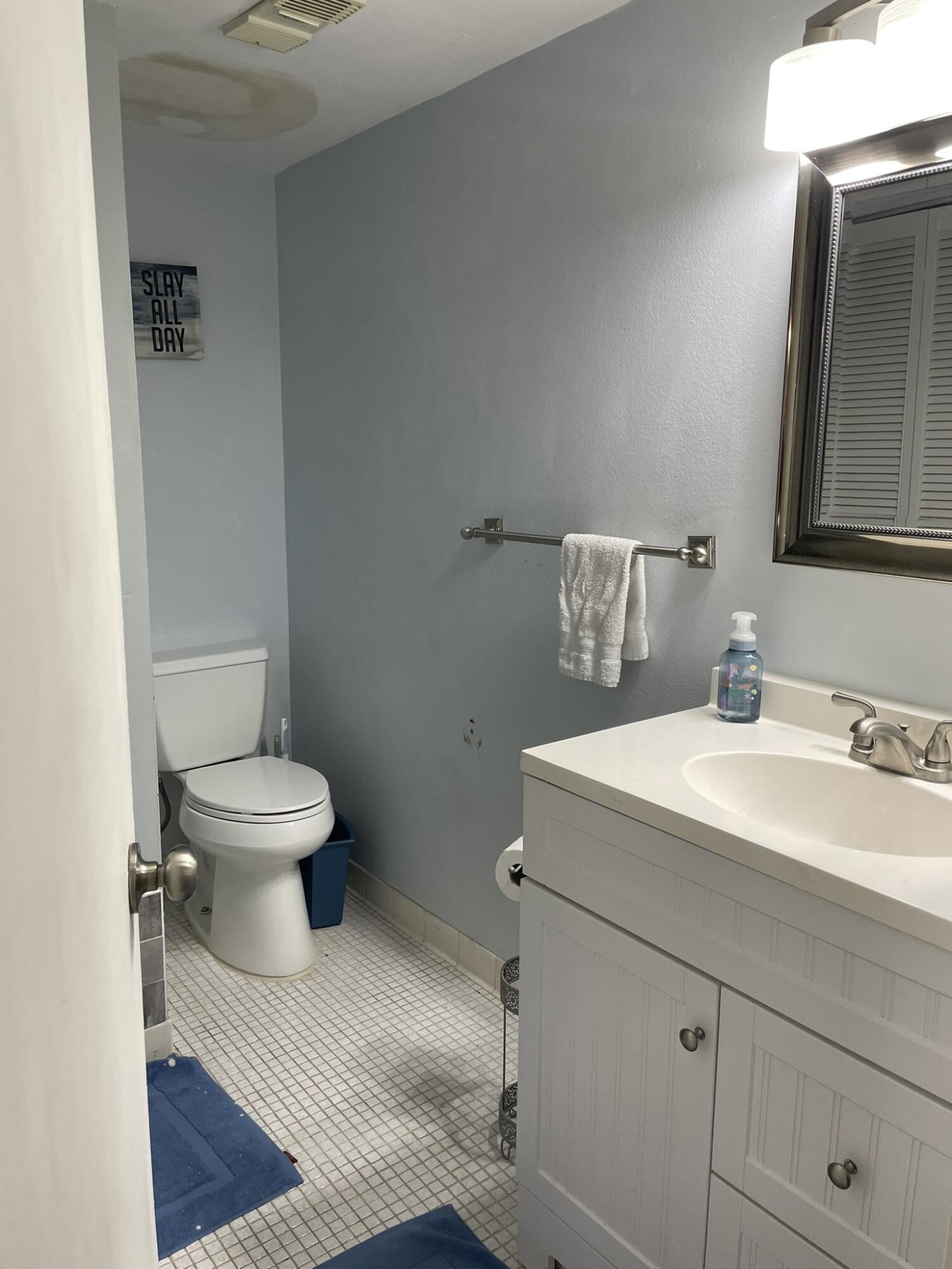 717 S Us Highway 1 403