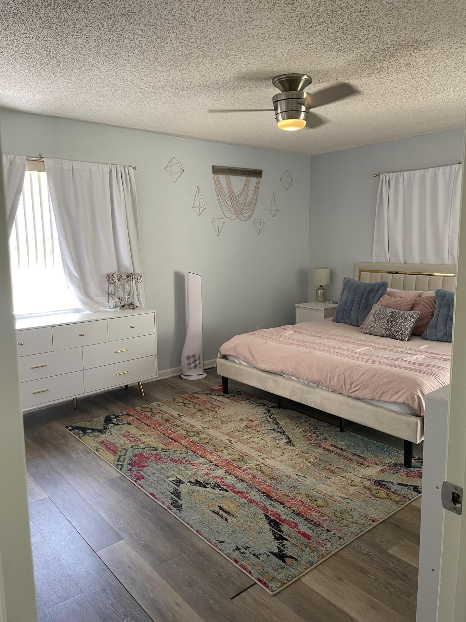 717 S Us Highway 1 403