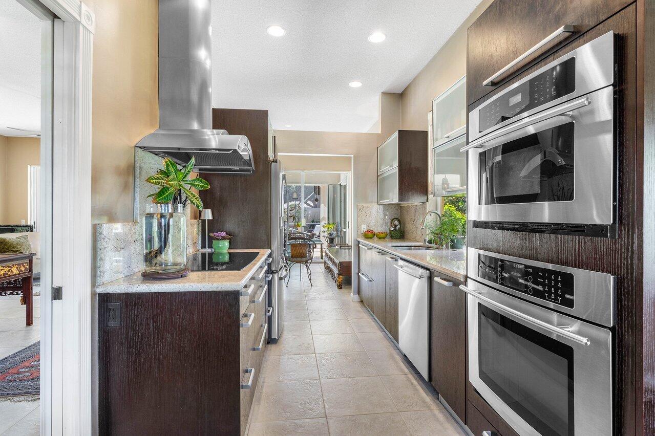 8570 Wakefield Drive, Palm Beach Gardens