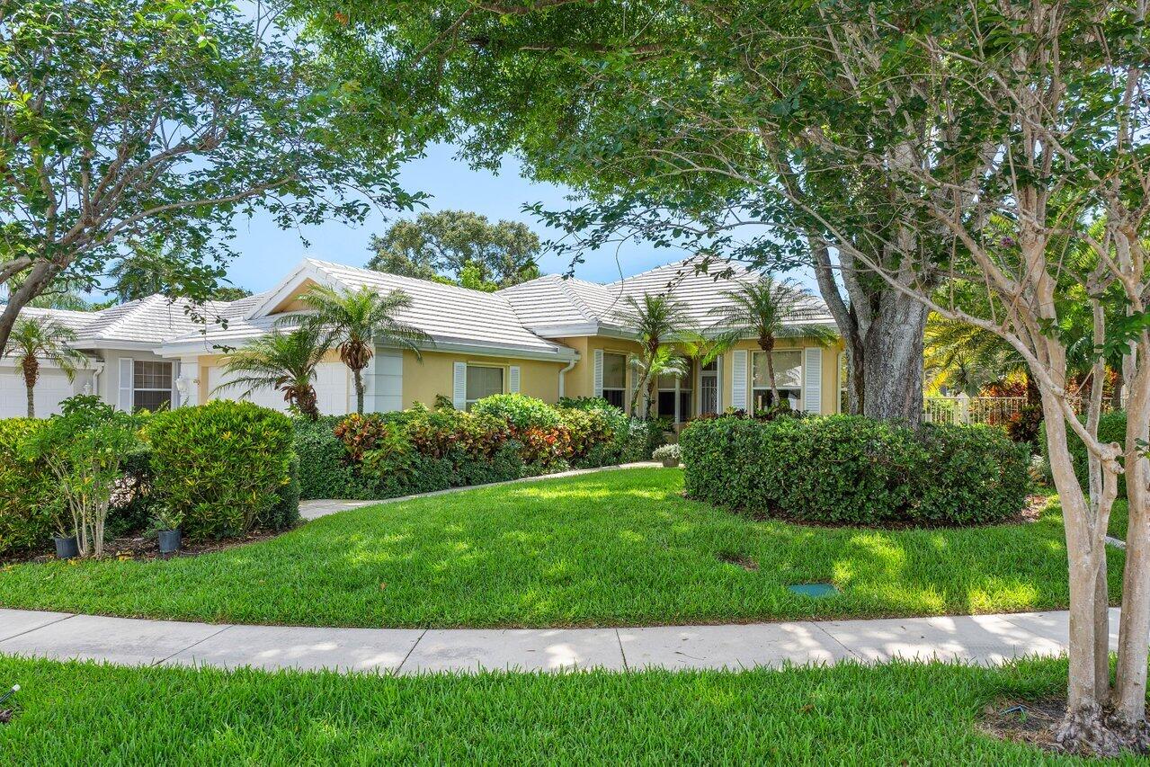 8570 Wakefield Drive, Palm Beach Gardens