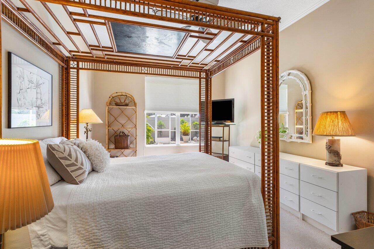 8570 Wakefield Drive, Palm Beach Gardens