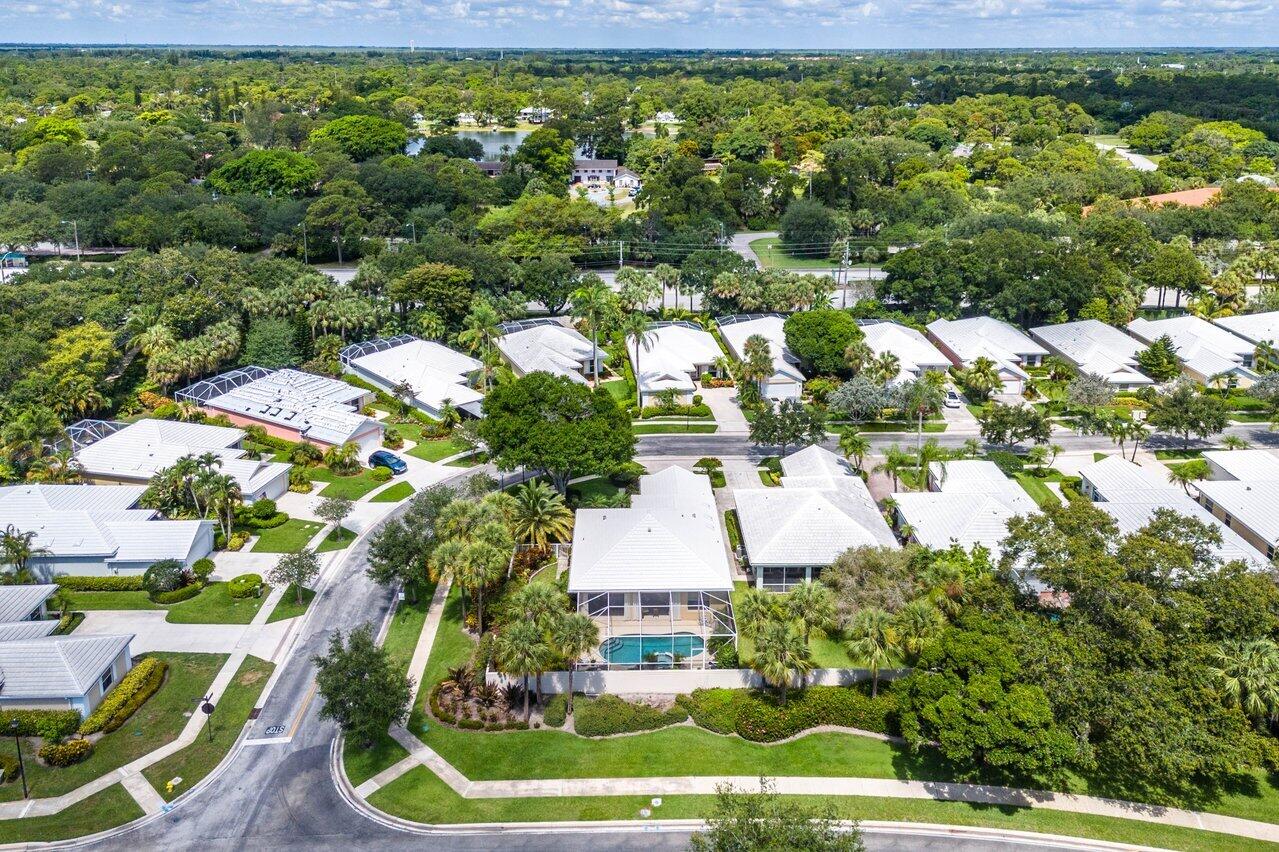 8570 Wakefield Drive, Palm Beach Gardens