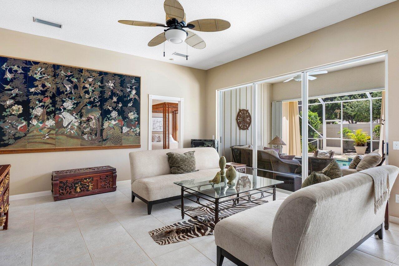 8570 Wakefield Drive, Palm Beach Gardens