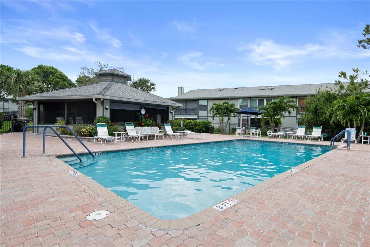 8163 SE Croft Circle C-10