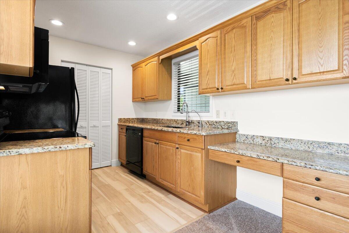 8163 SE Croft Circle C-10