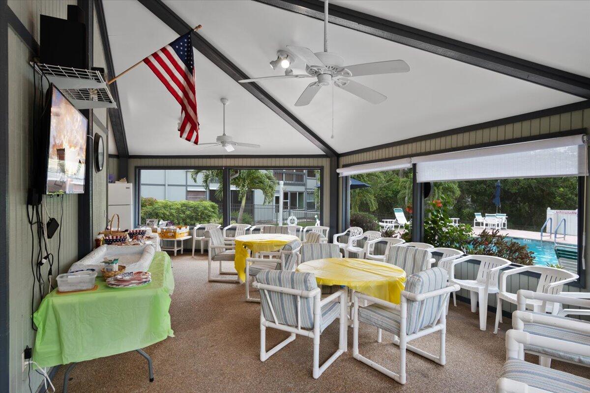 8163 SE Croft Circle C-10