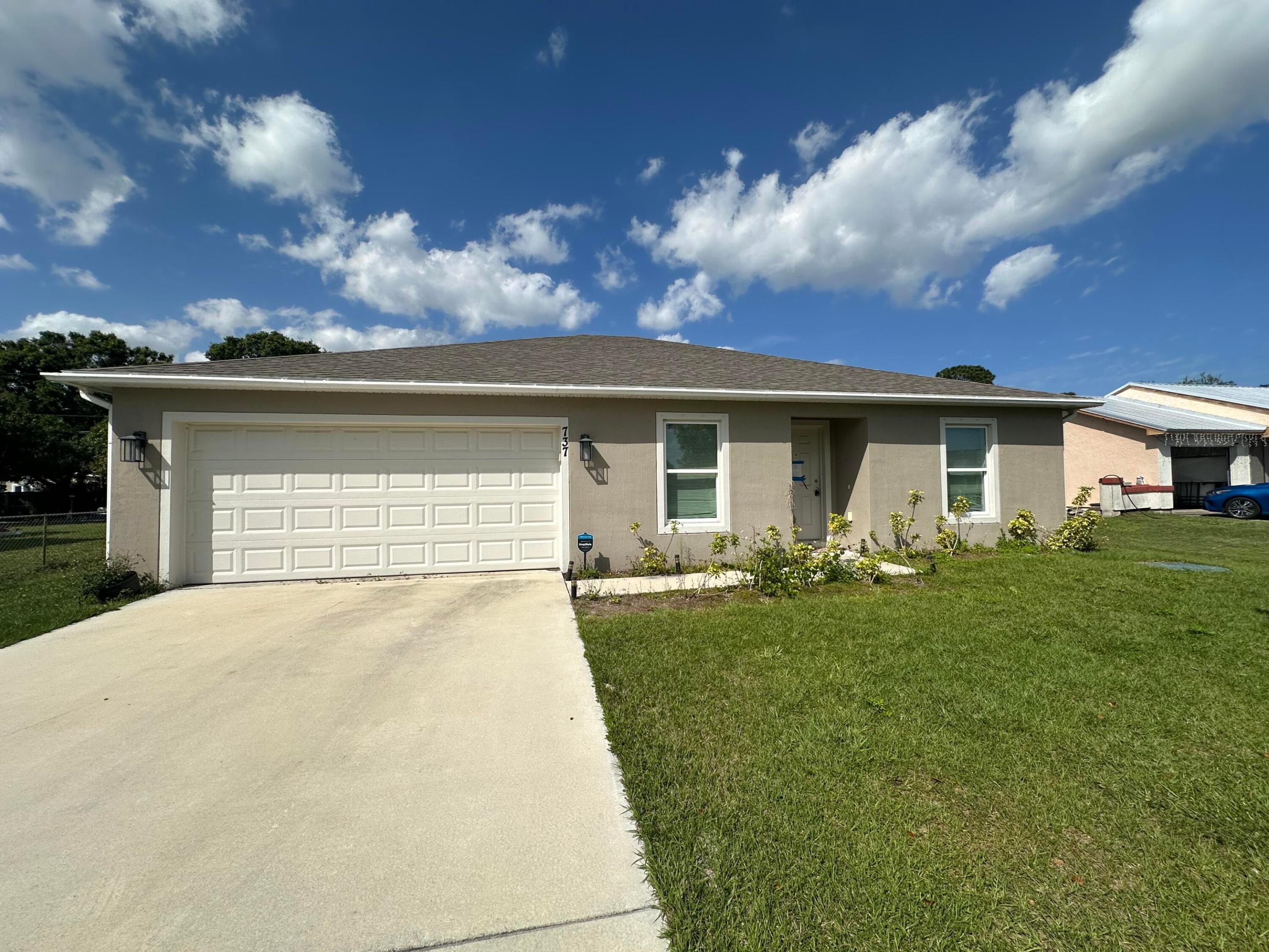 737 NW Bayard Avenue