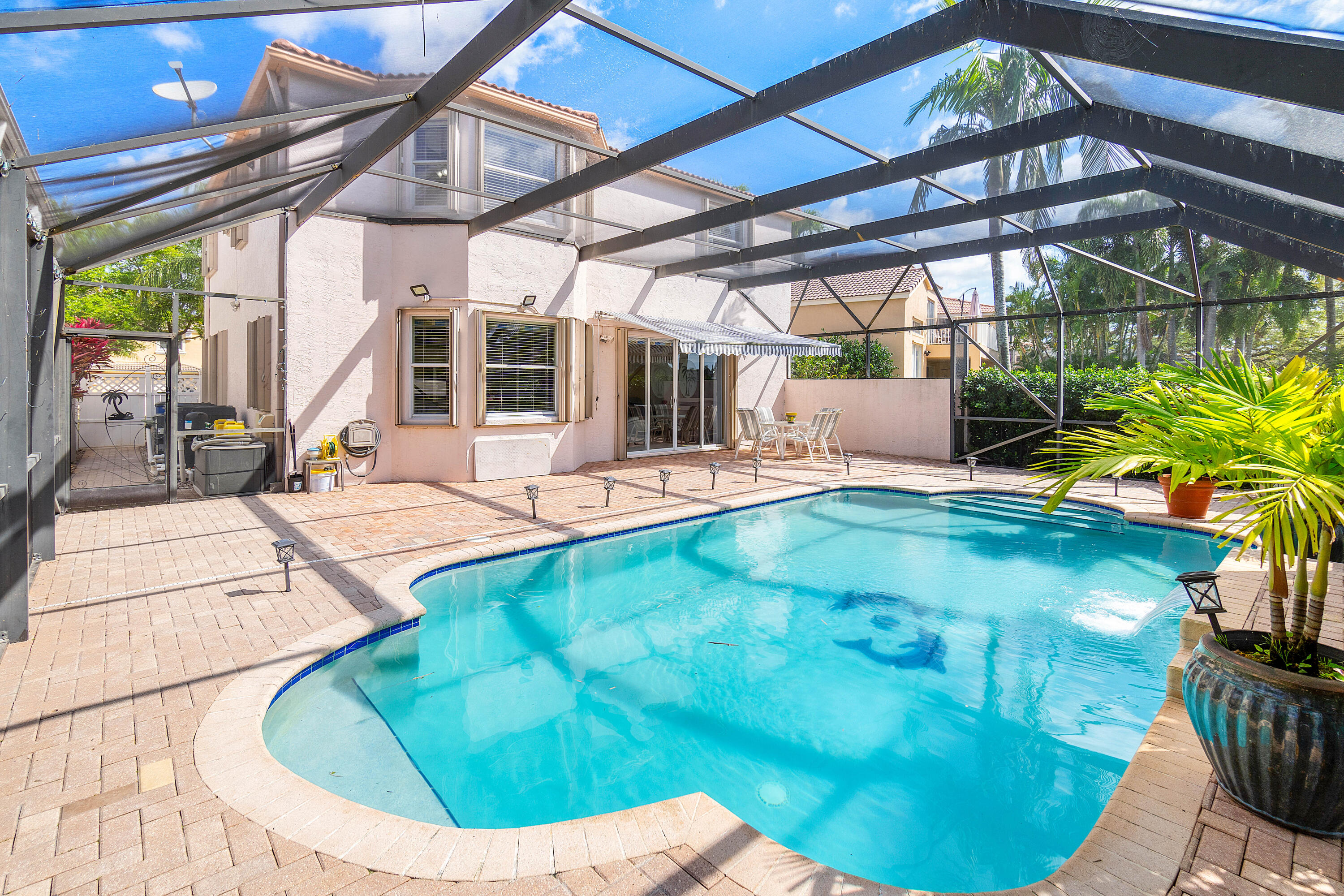 7606 Oak Grove Circle