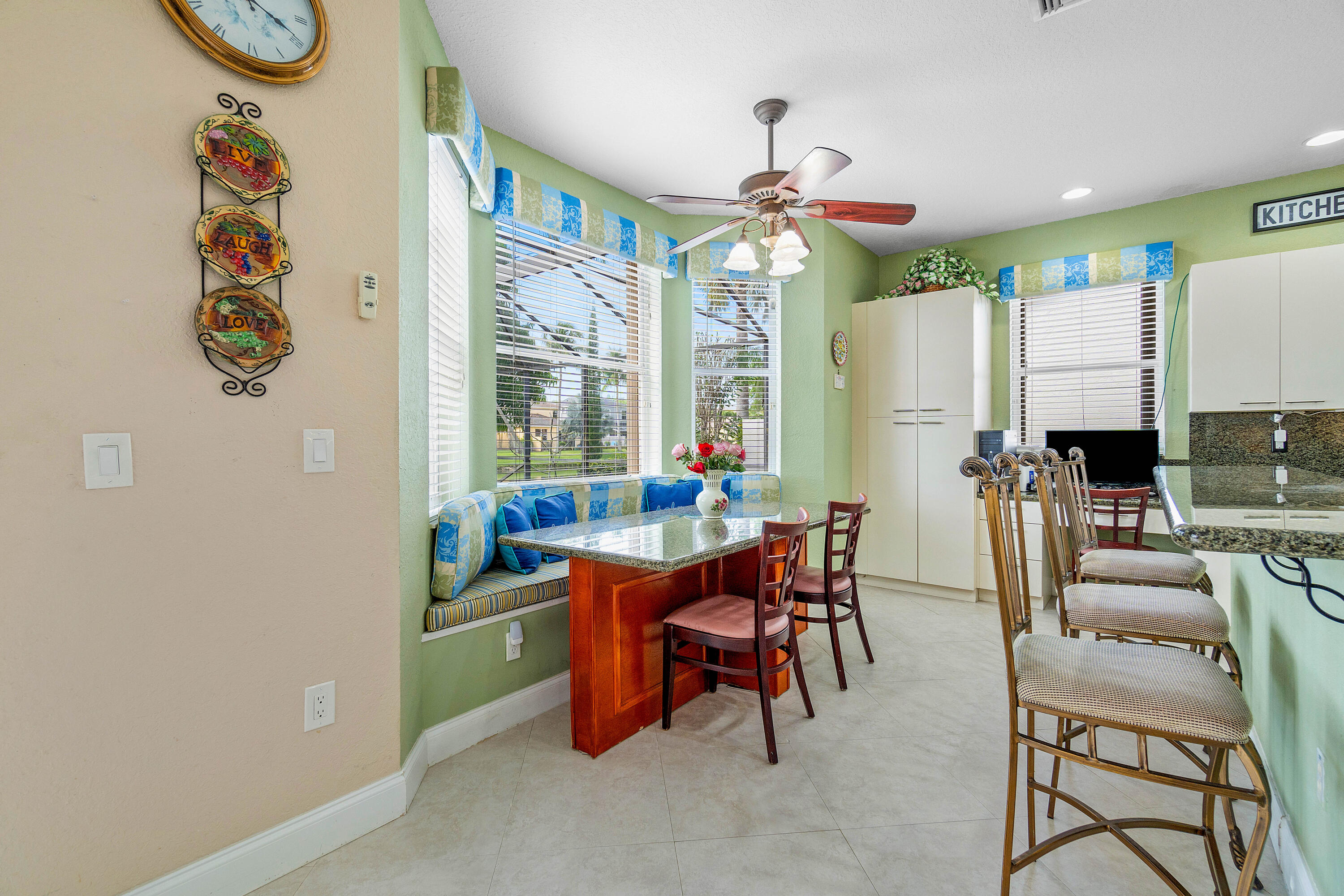 7606 Oak Grove Circle