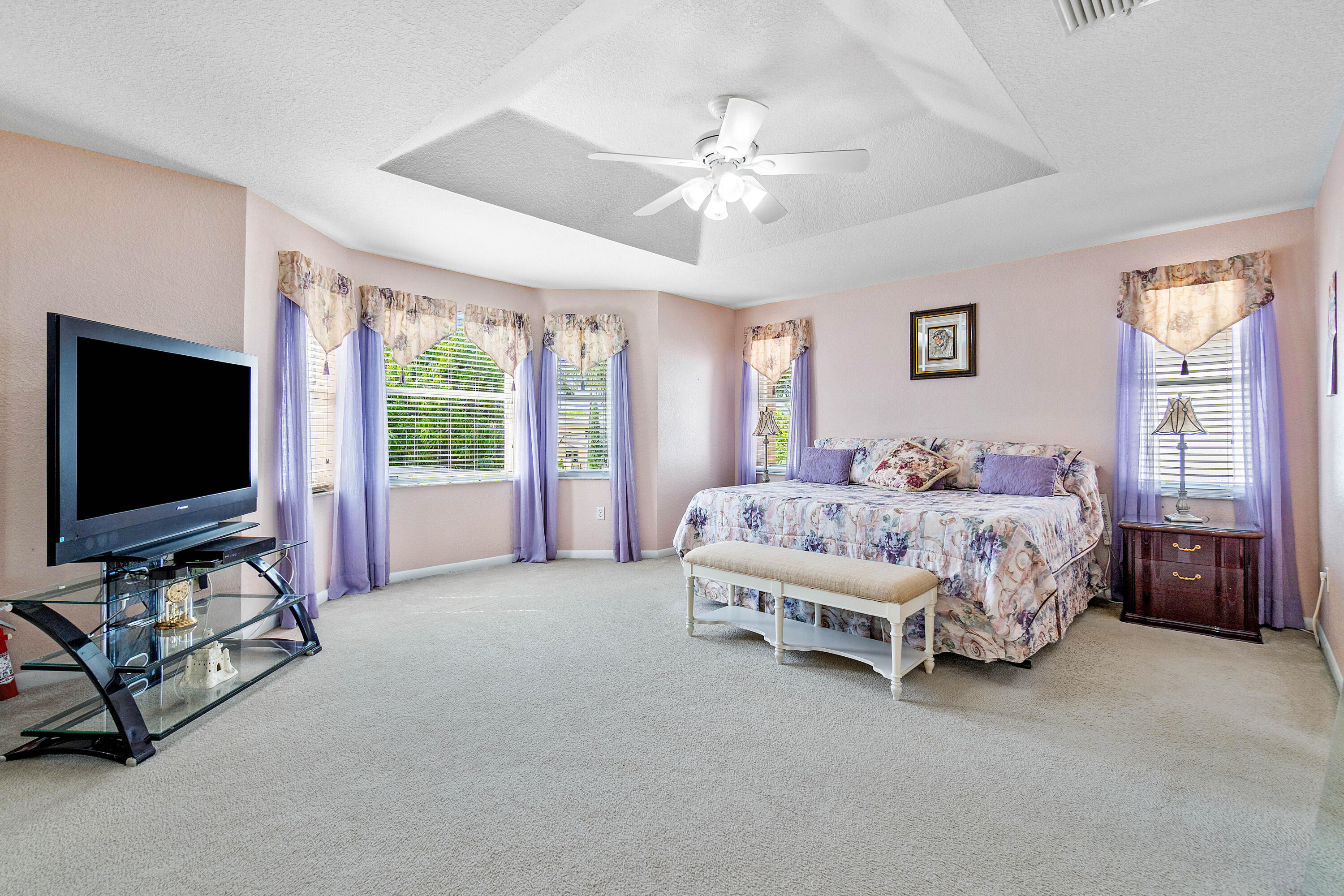 7606 Oak Grove Circle